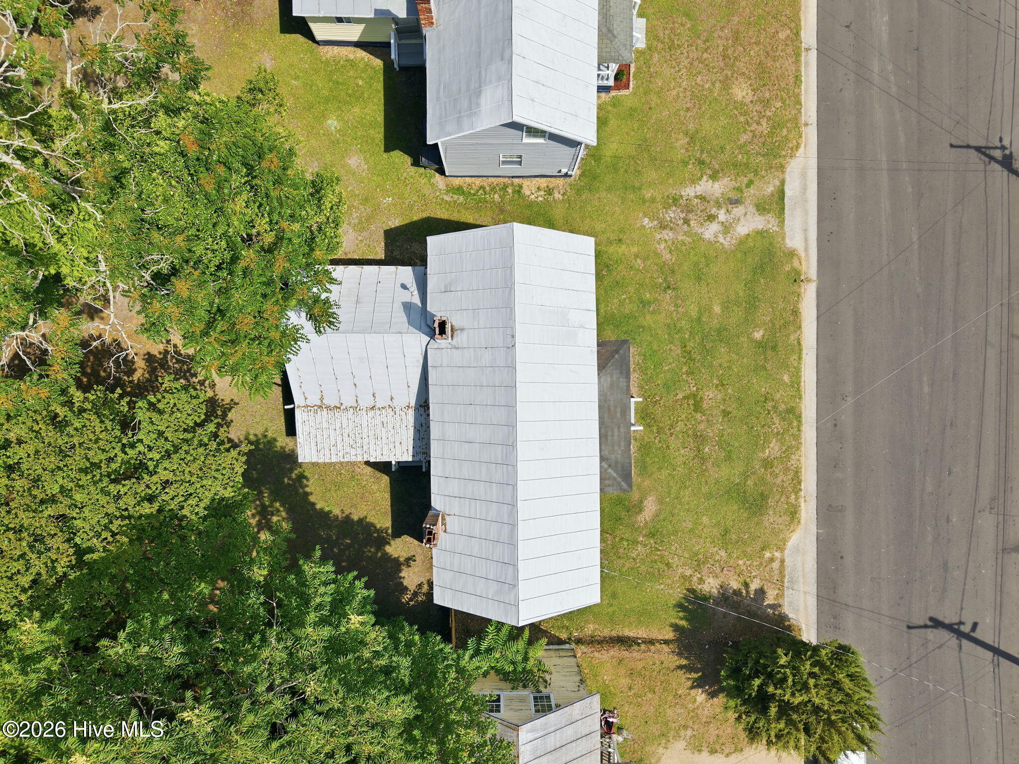 main property photo 27