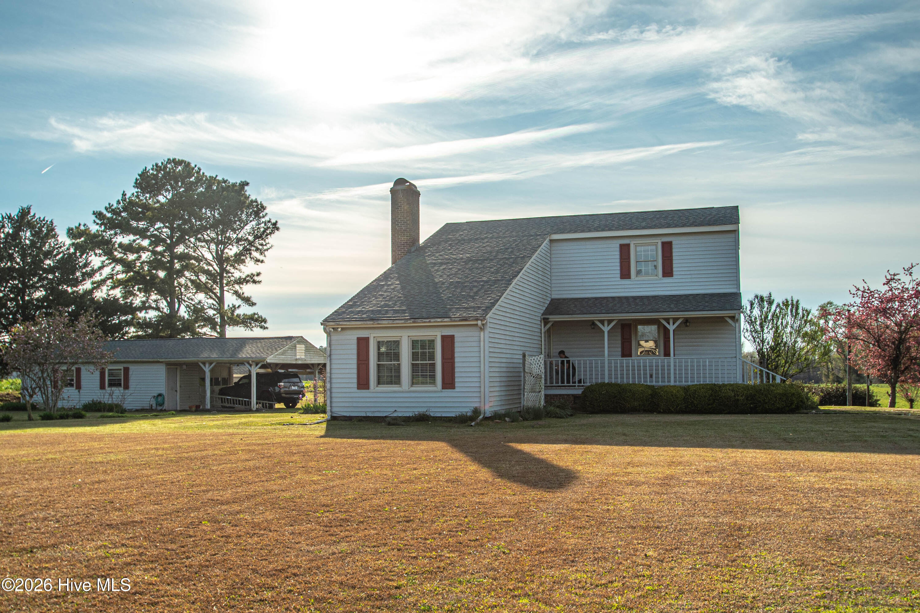 main property photo 18
