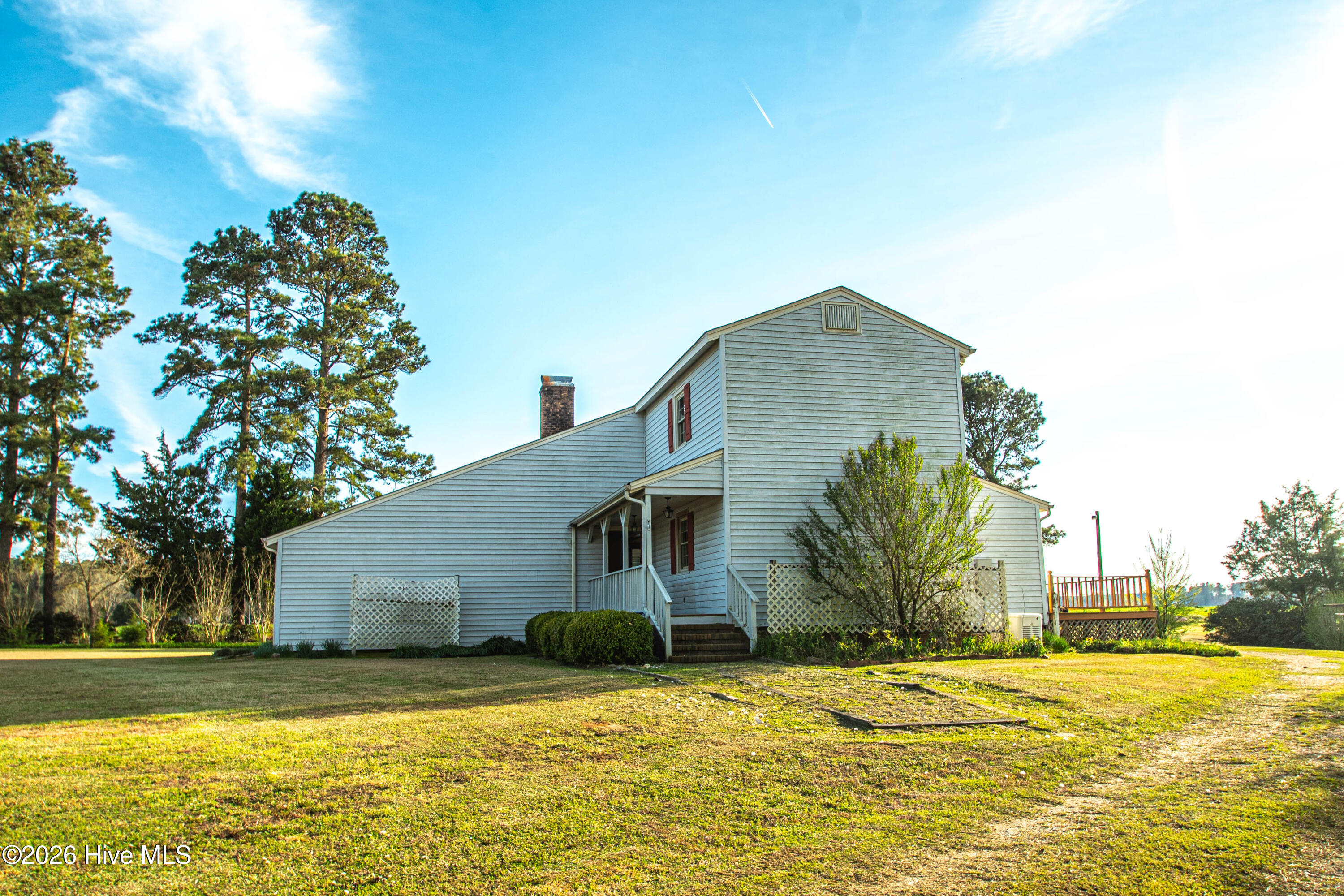 main property photo 23