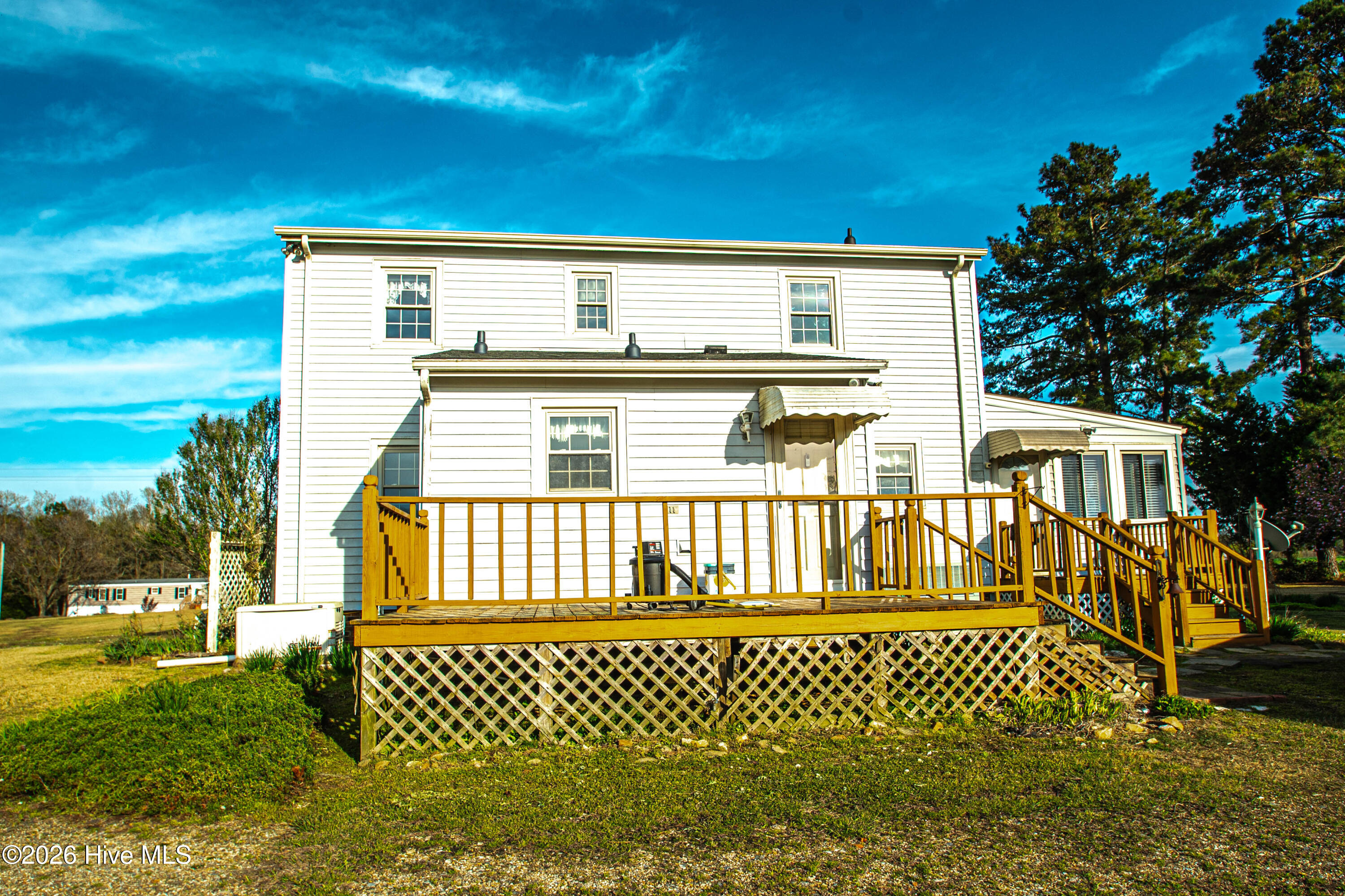 main property photo 27