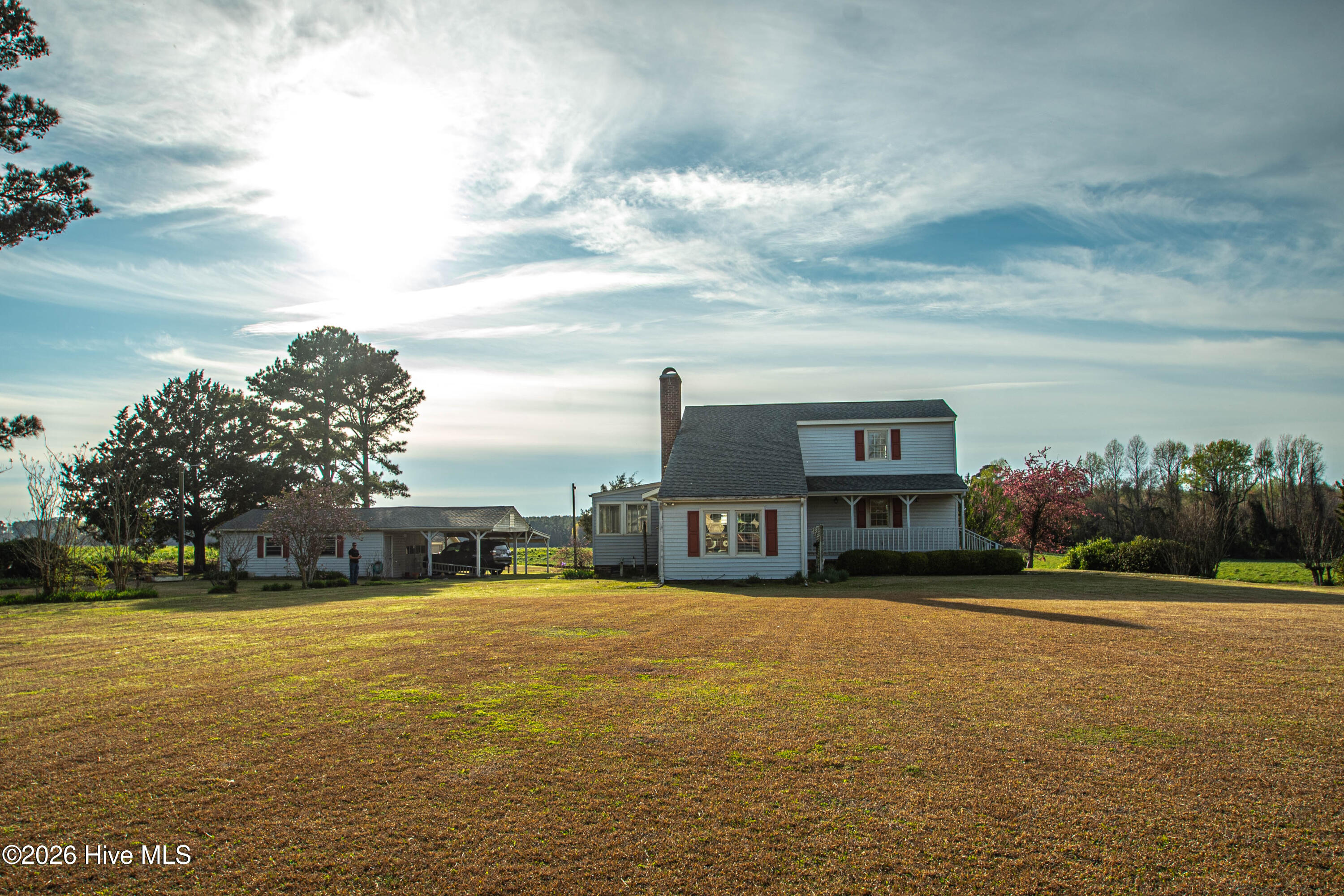 main property photo 36