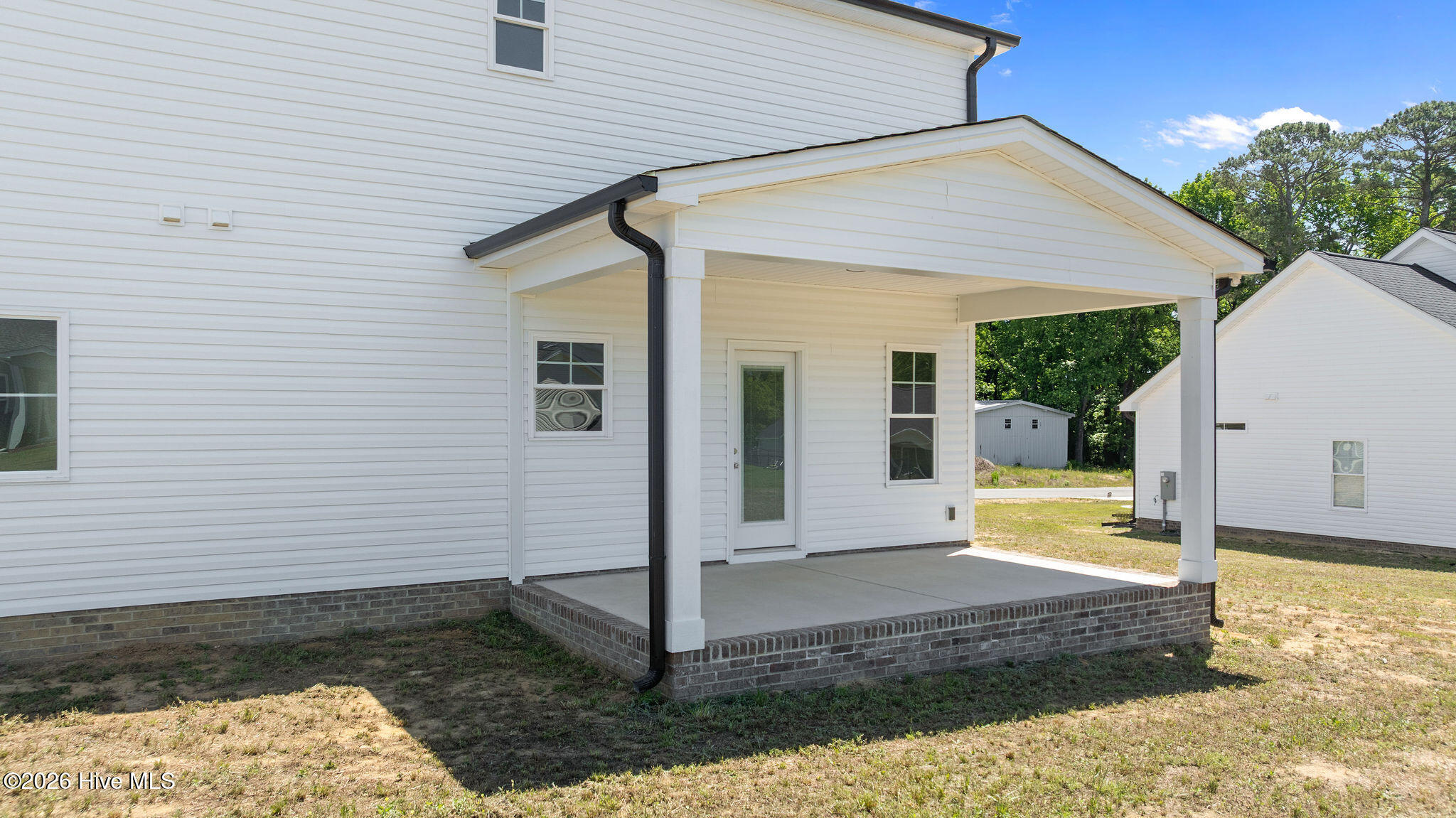 main property photo 29