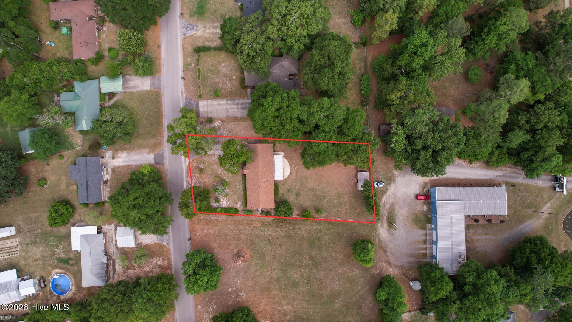 main property photo 32