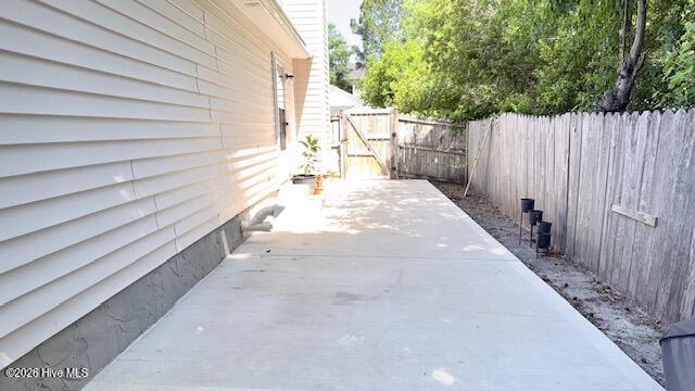 main property photo 25