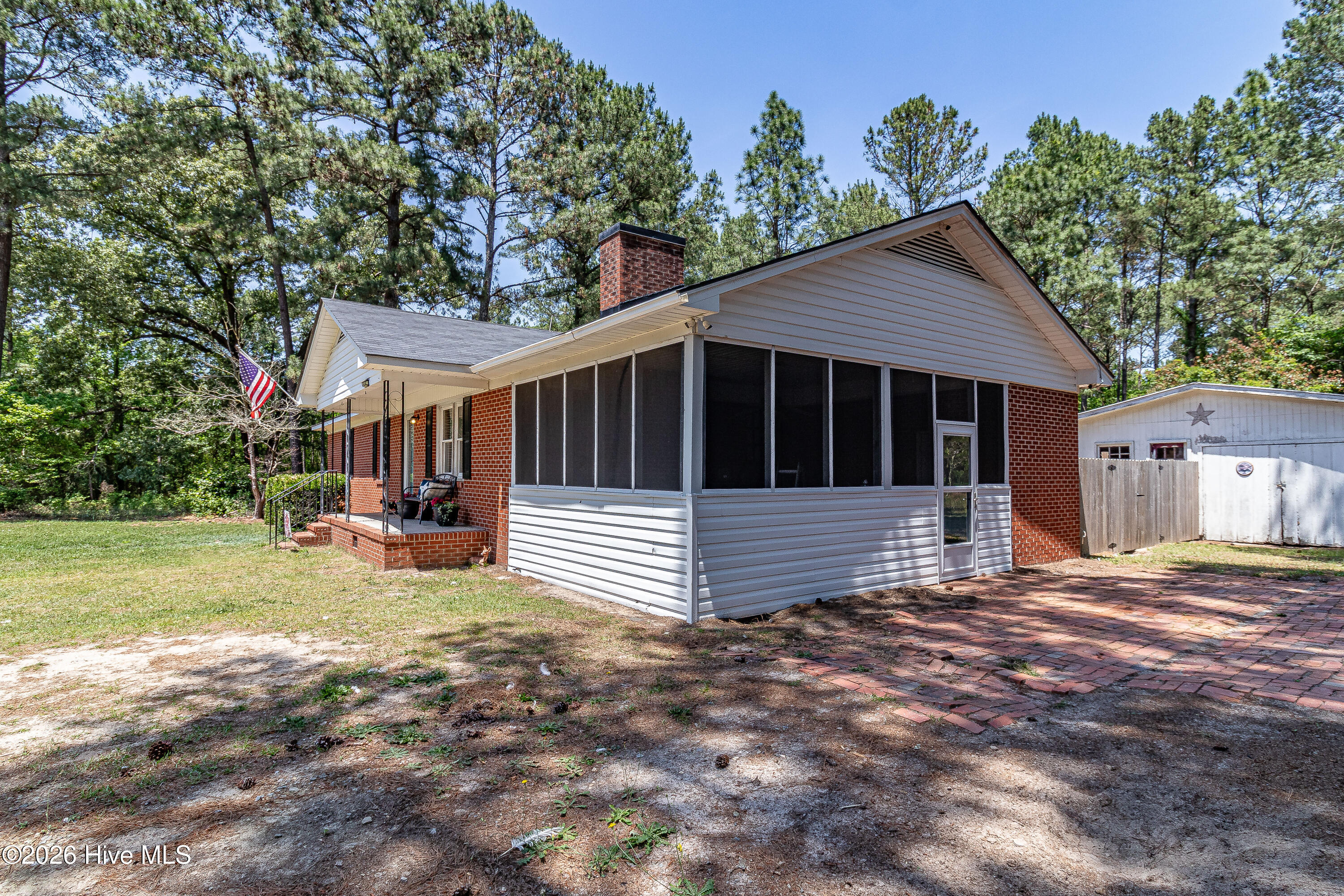 main property photo 20