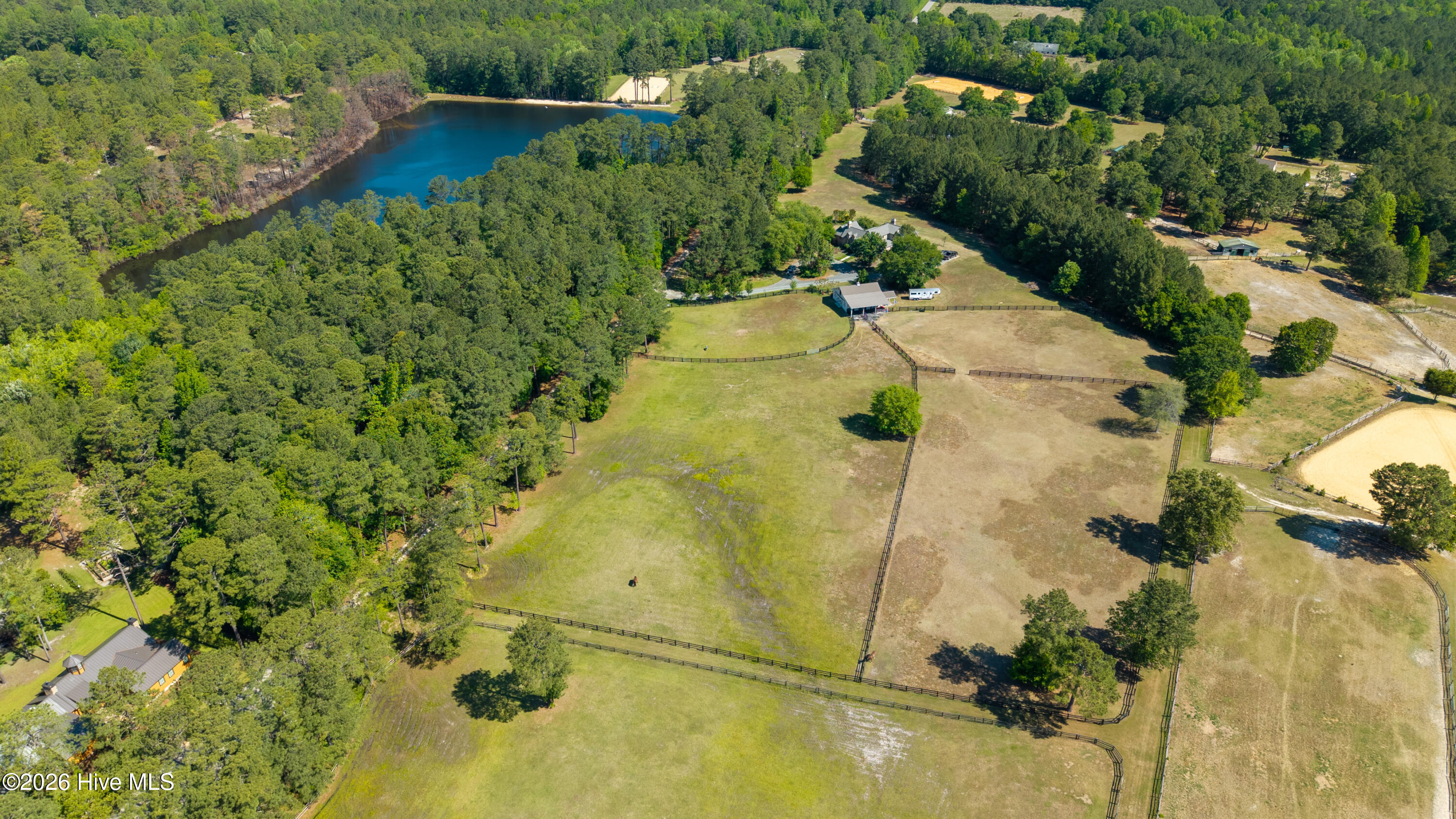 main property photo 41