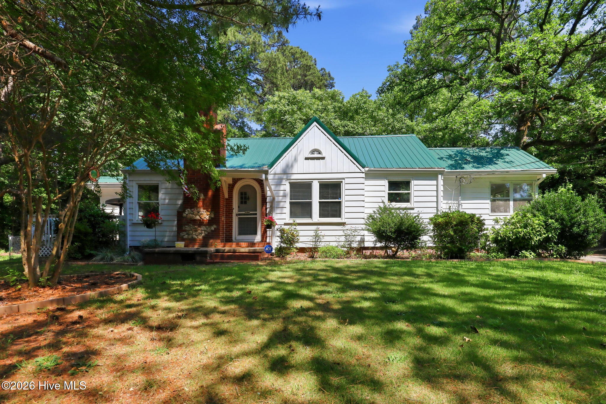 main property photo 35