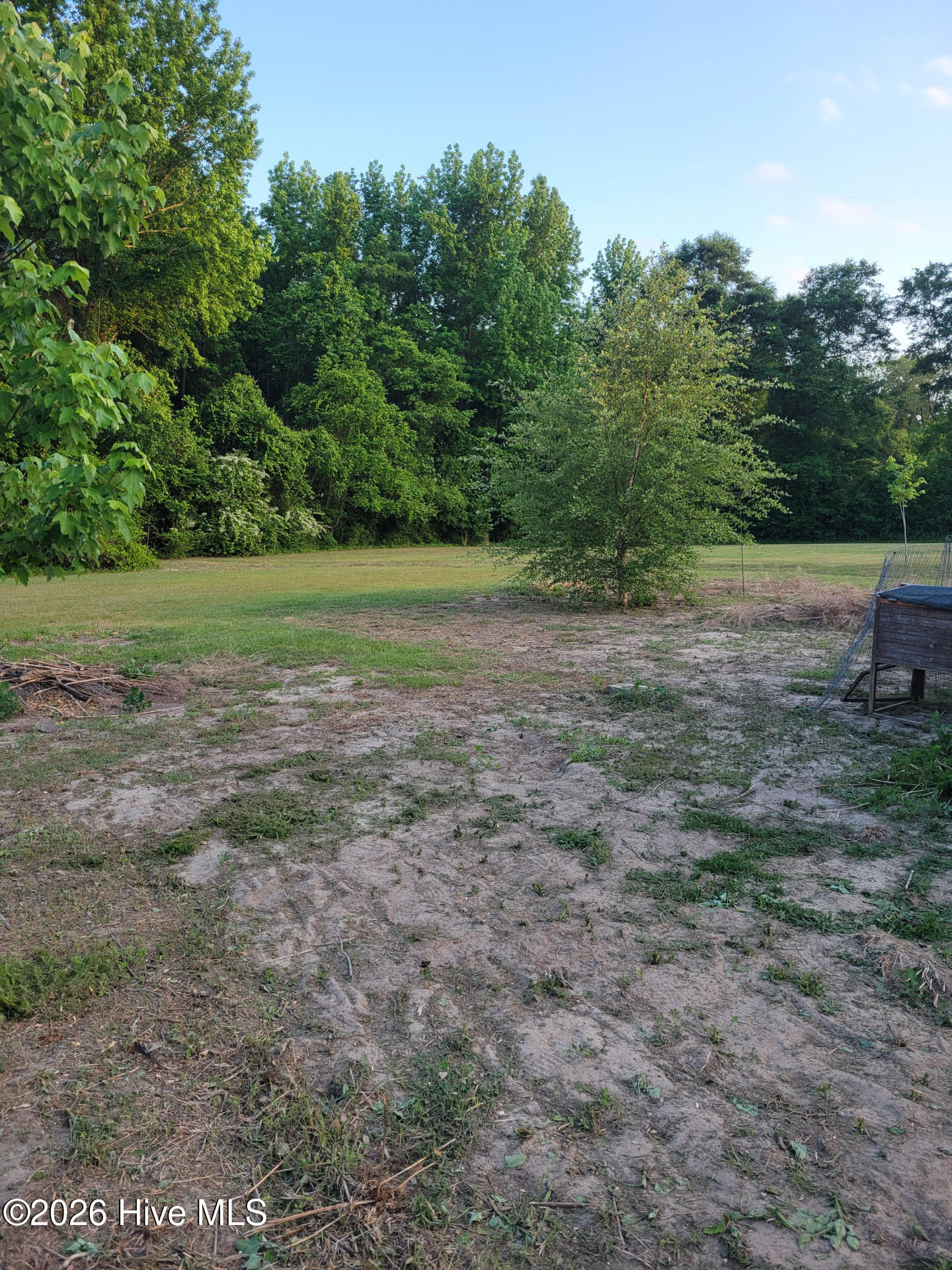 main property photo 25