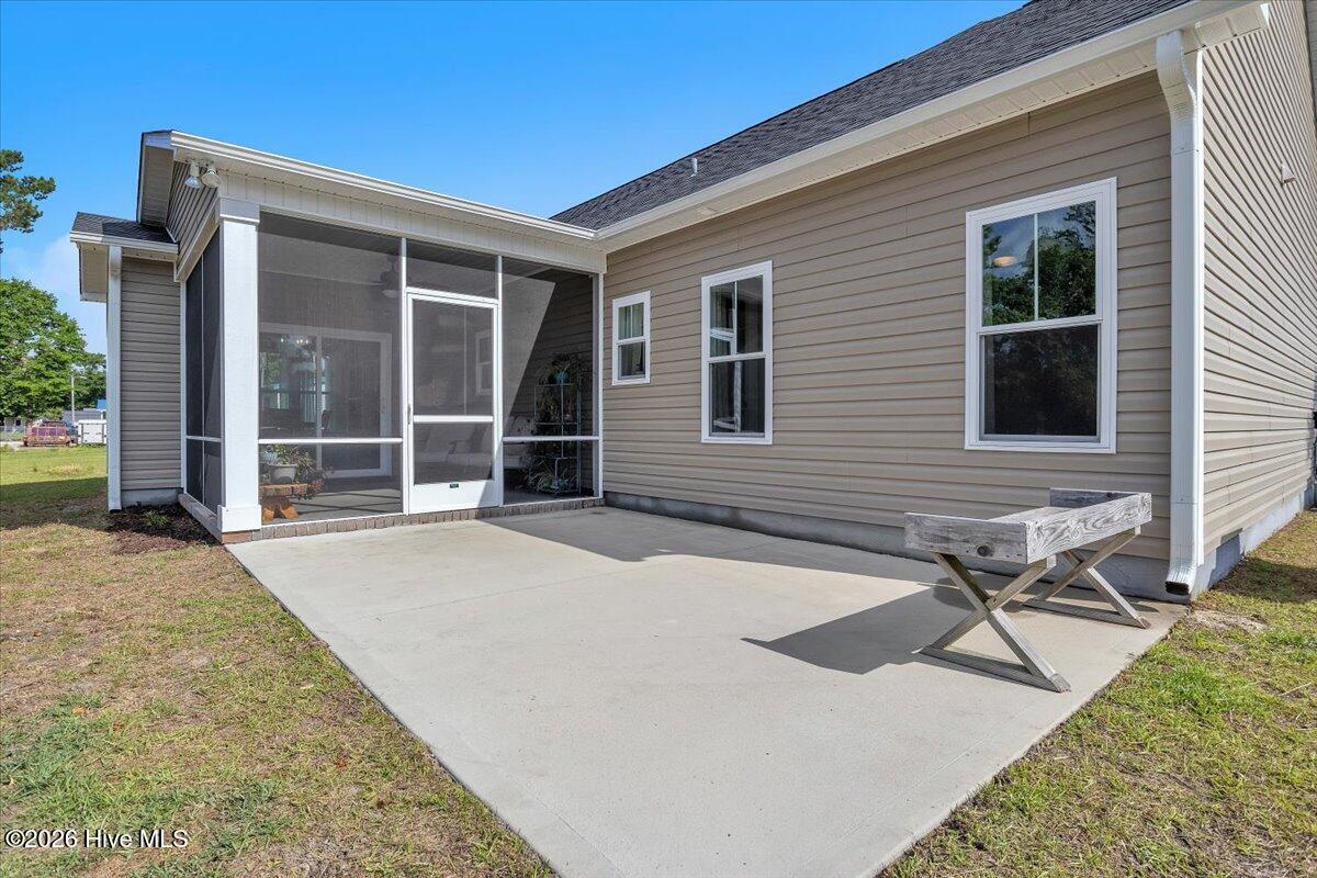 main property photo 41