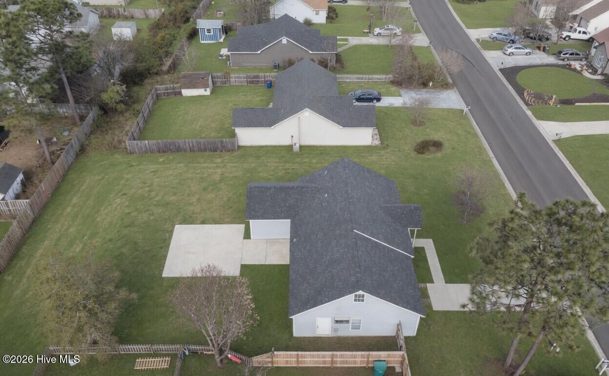 main property photo 23
