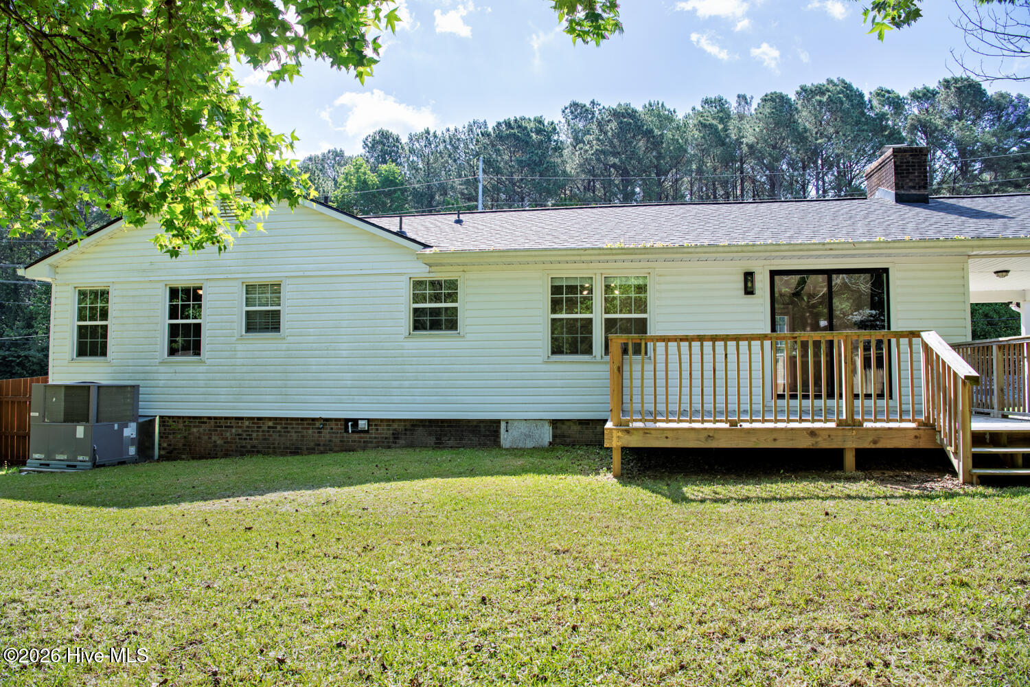 main property photo 45