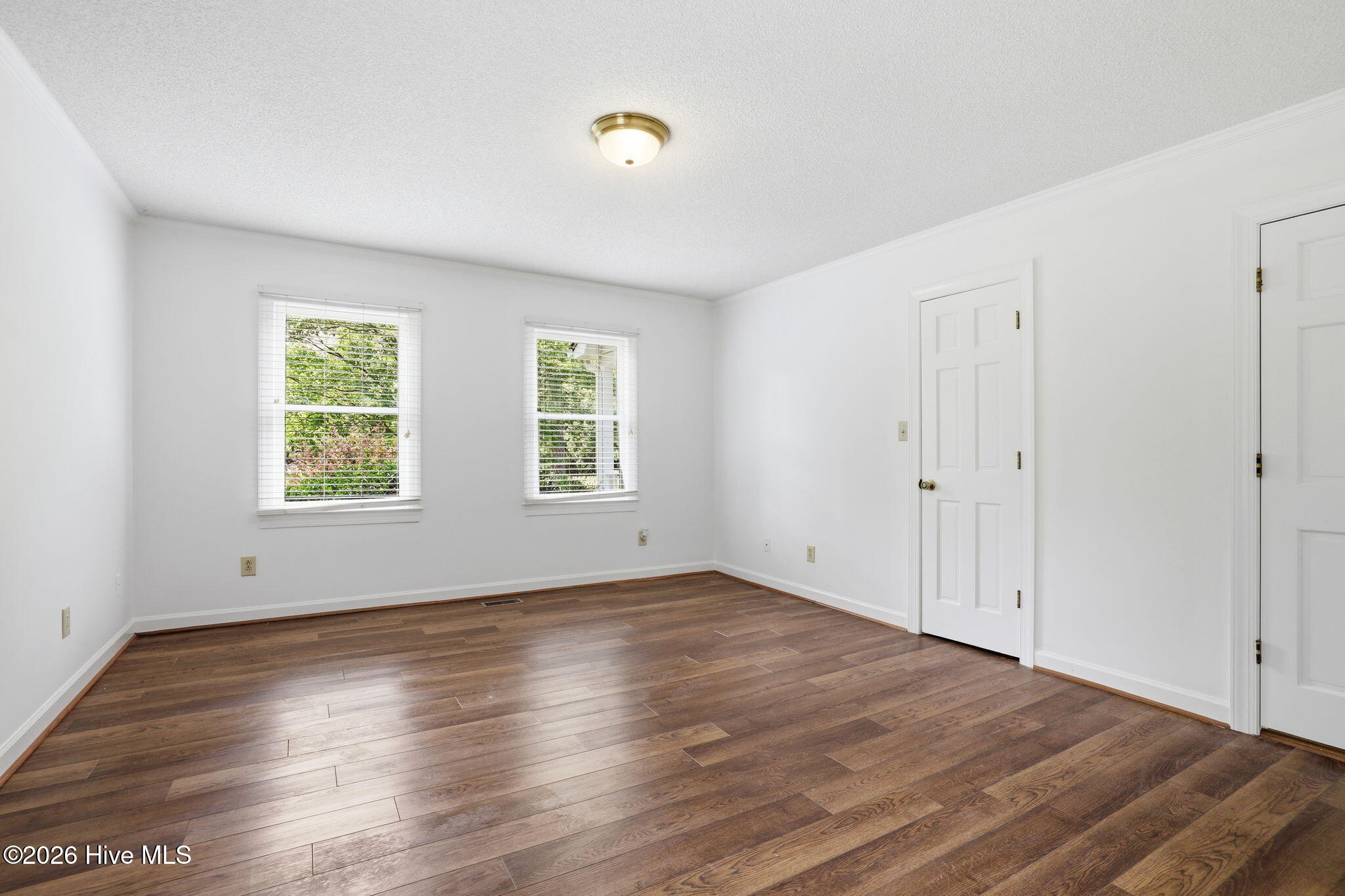 property viewer photo 15