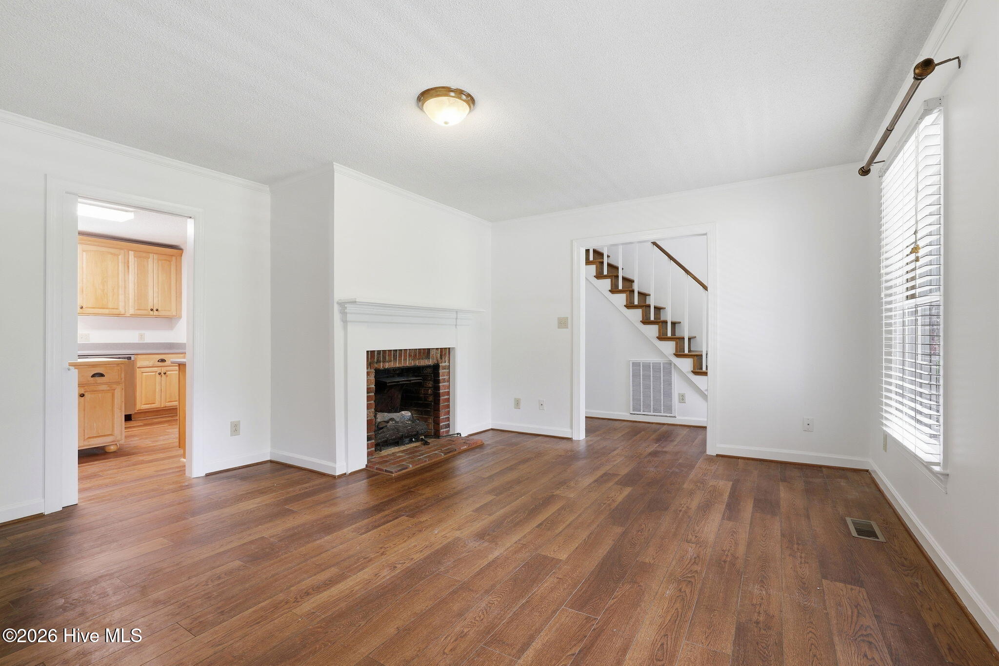 property viewer photo 23