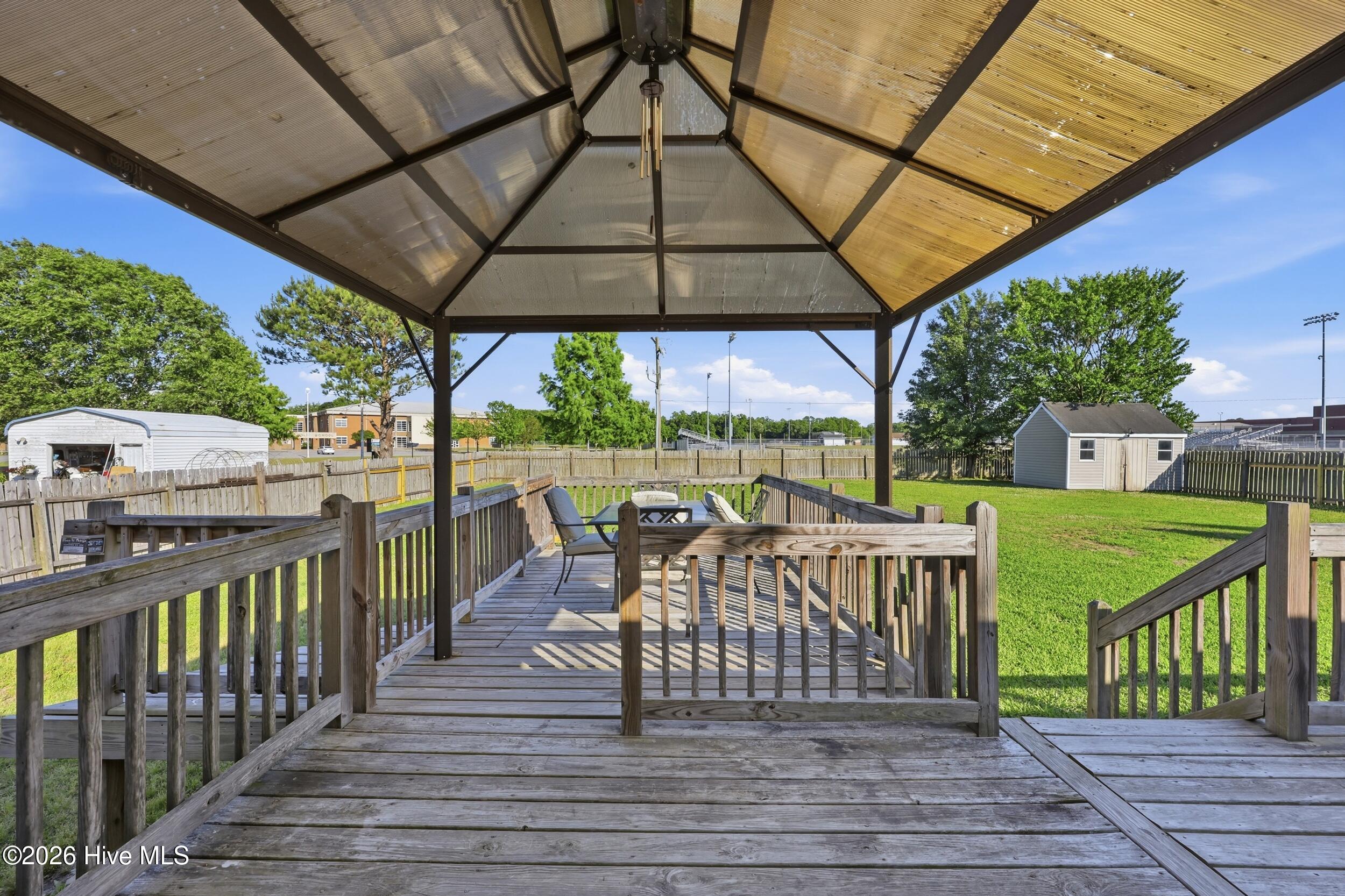 main property photo 45