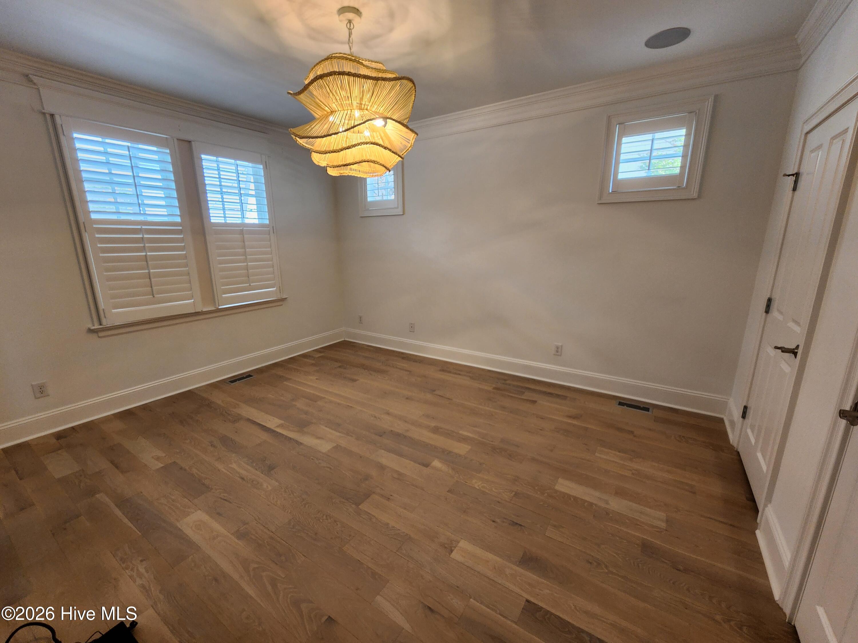 main property photo 70