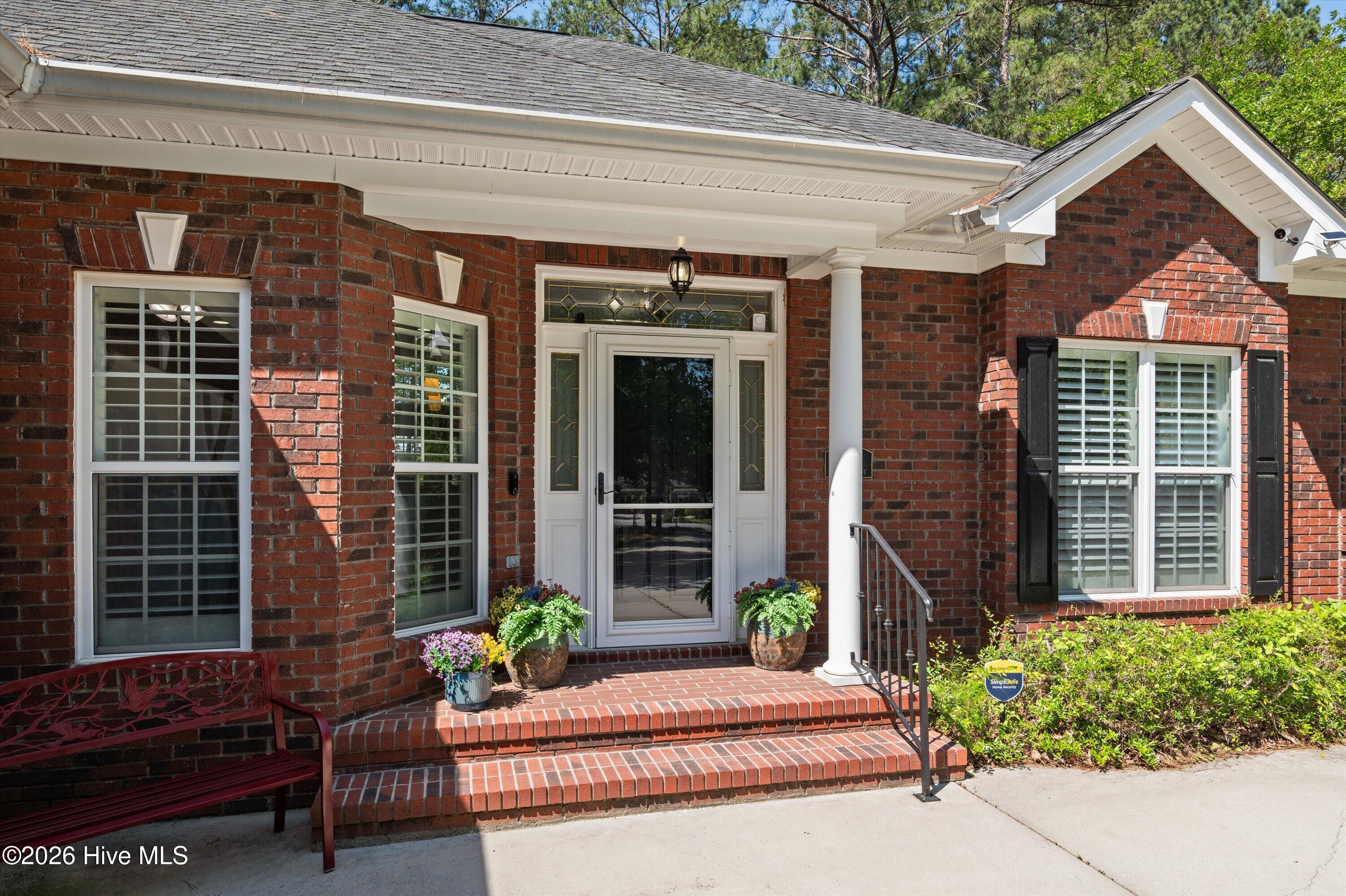 main property photo 7