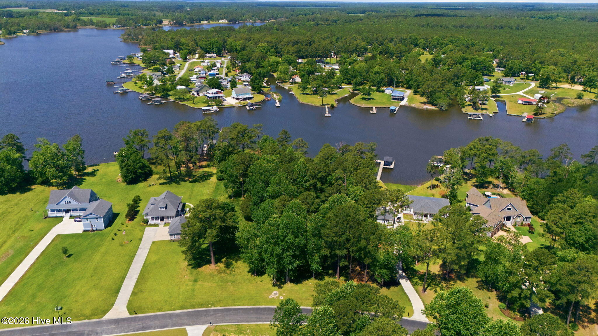 main property photo 22