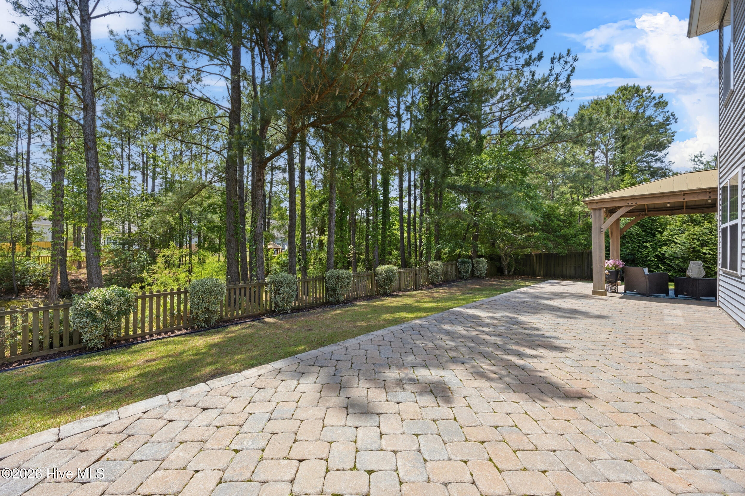 main property photo 65