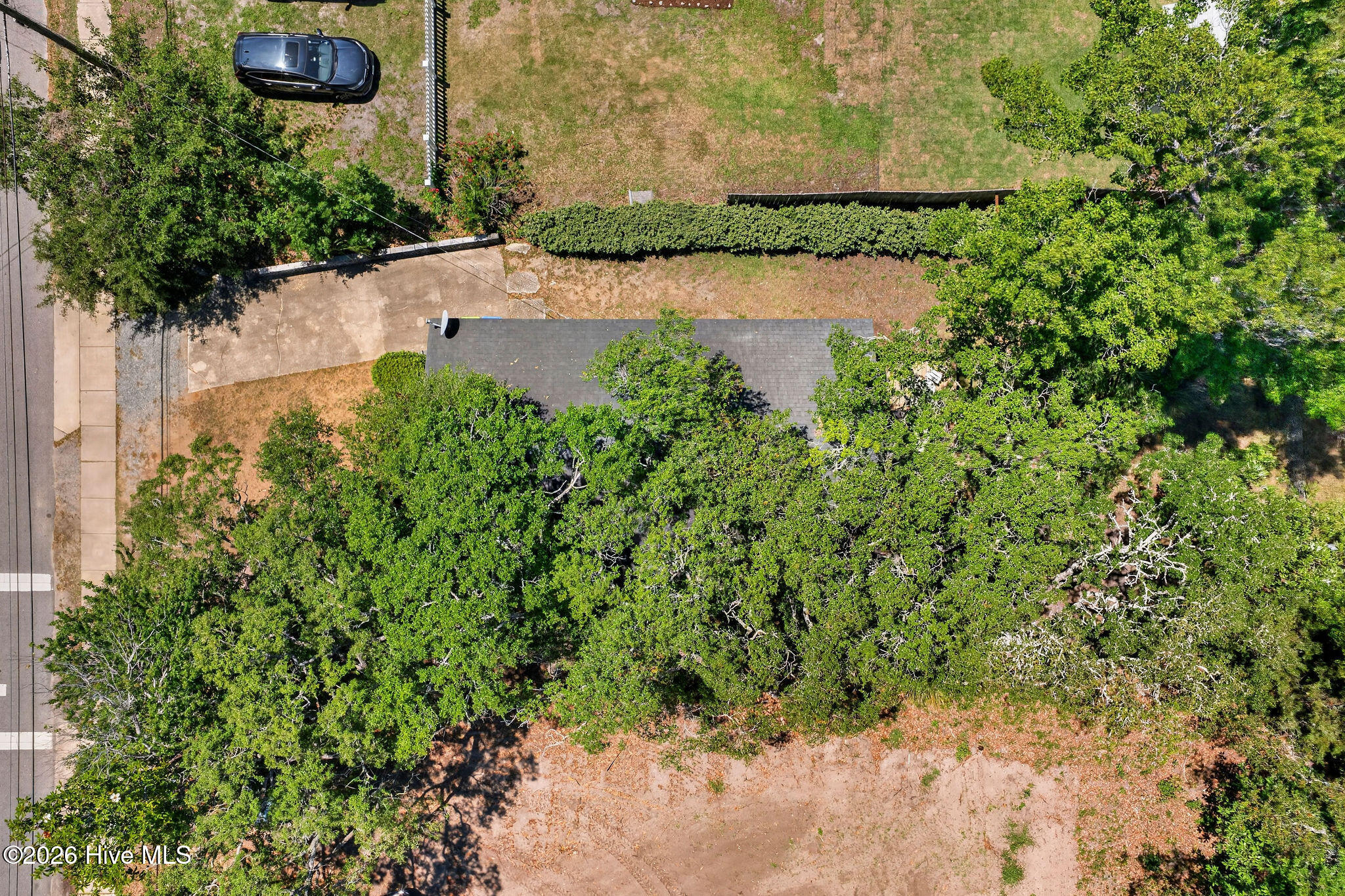 main property photo 32
