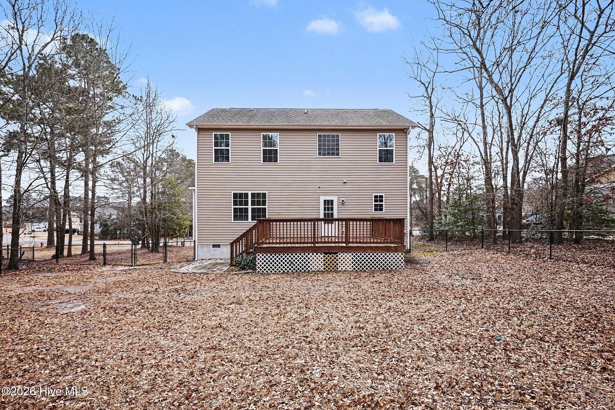 main property photo 30