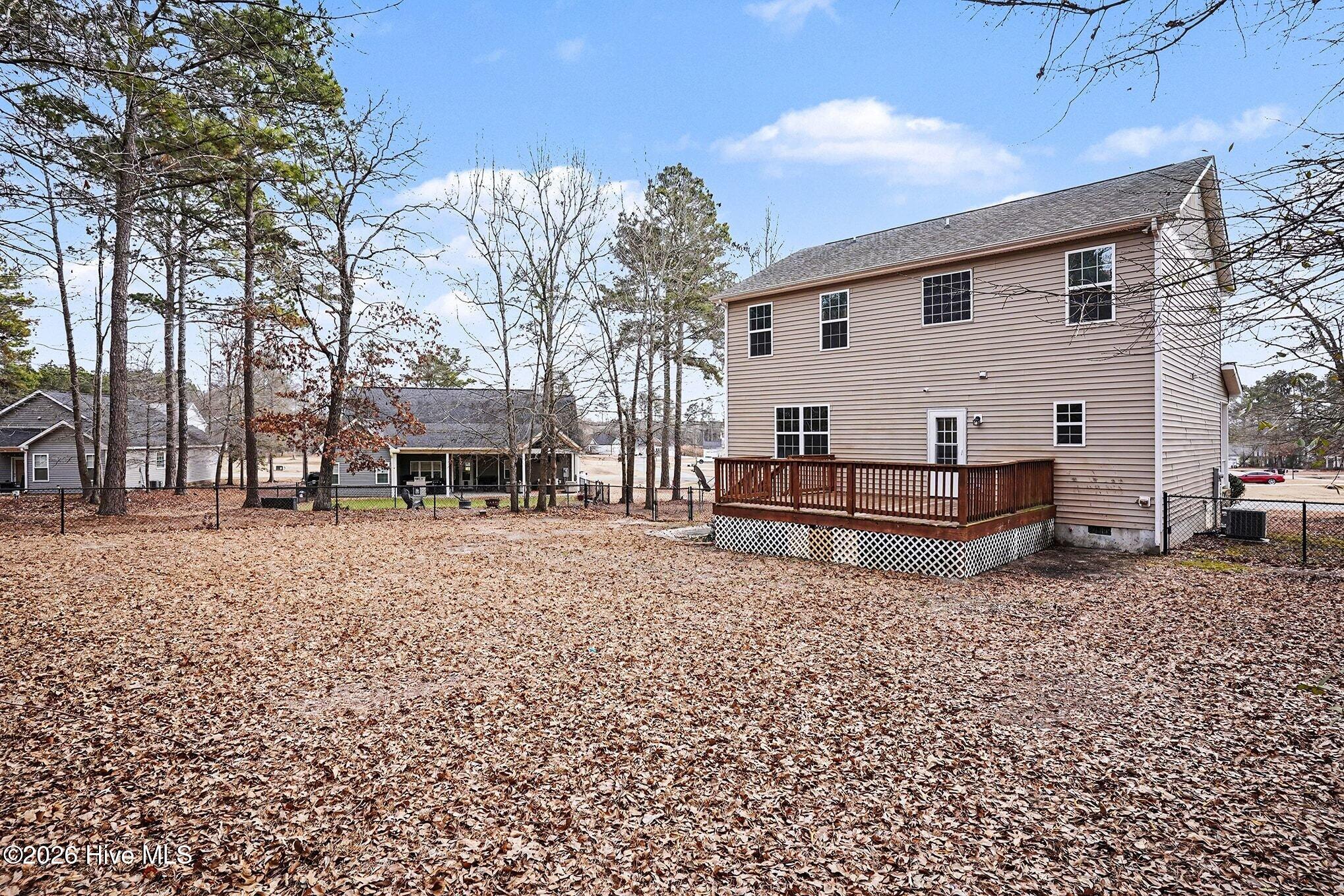 main property photo 32