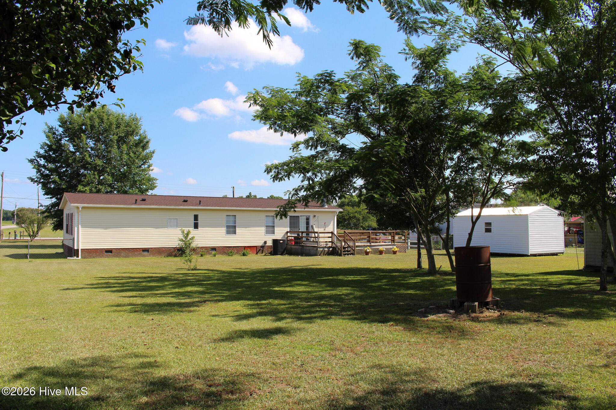 main property photo 11