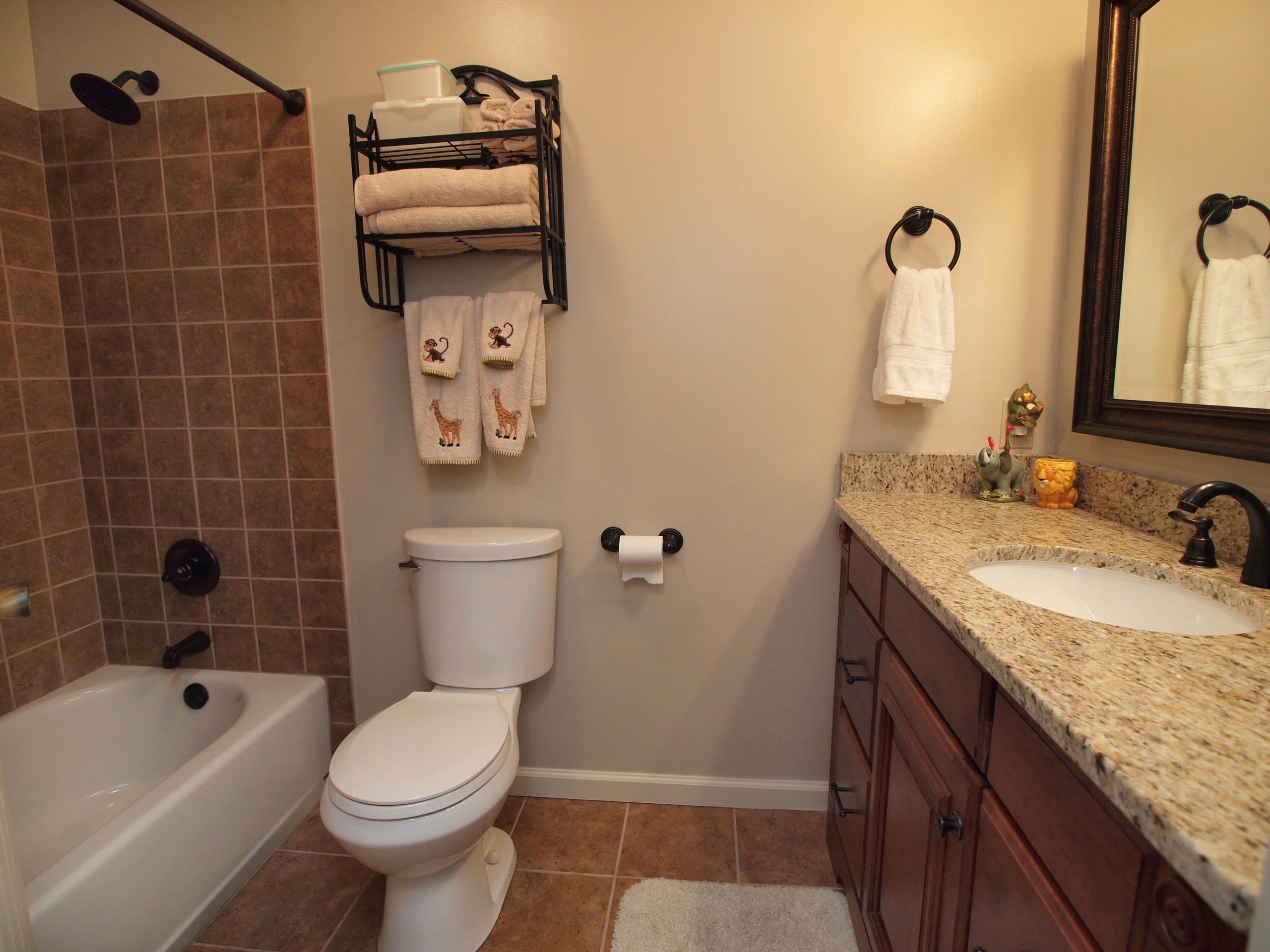 main property photo 12