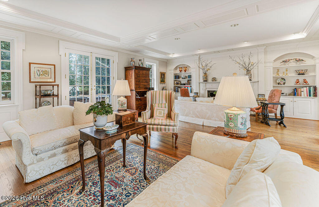 main property photo 15