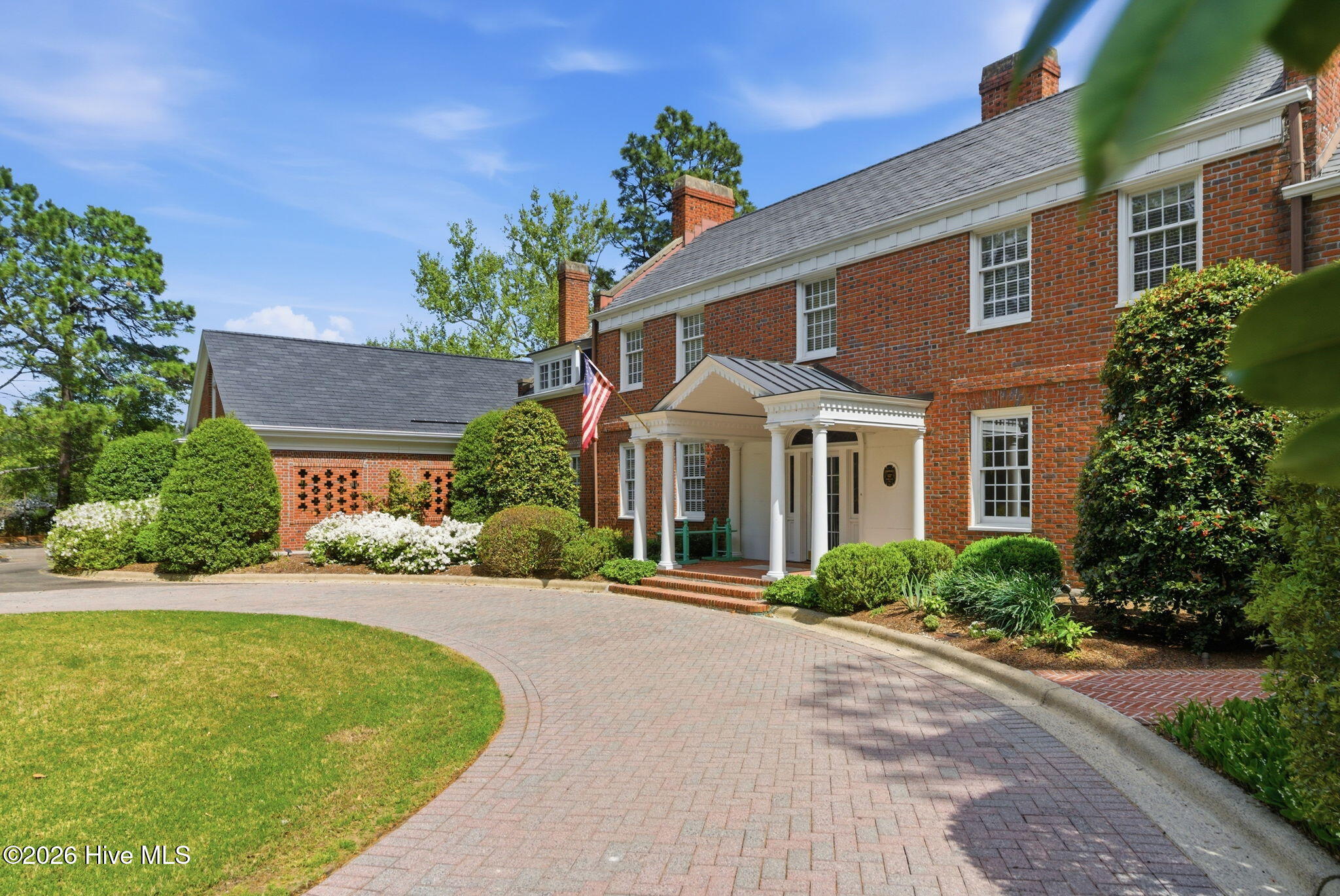 main property photo 4