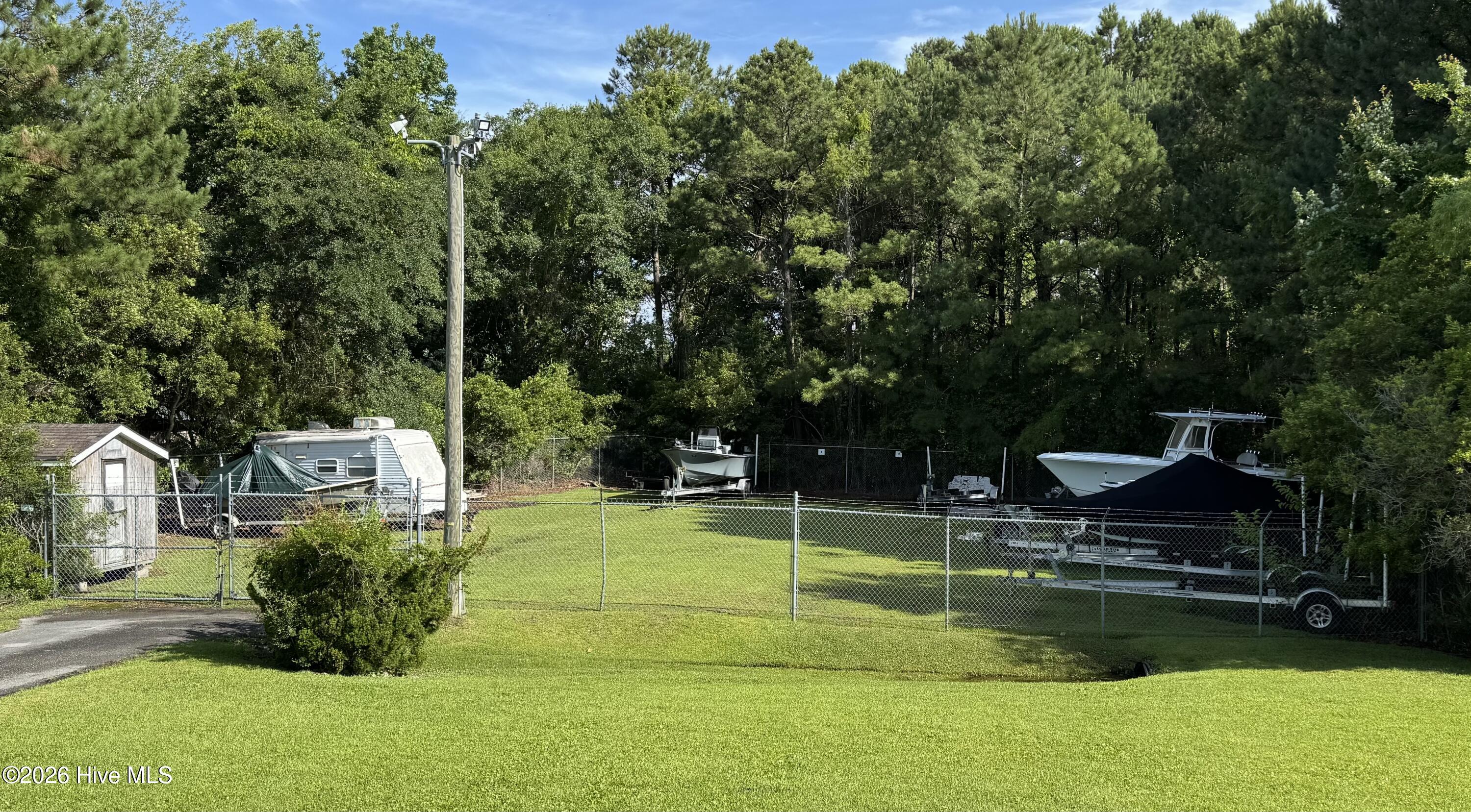 main property photo 29