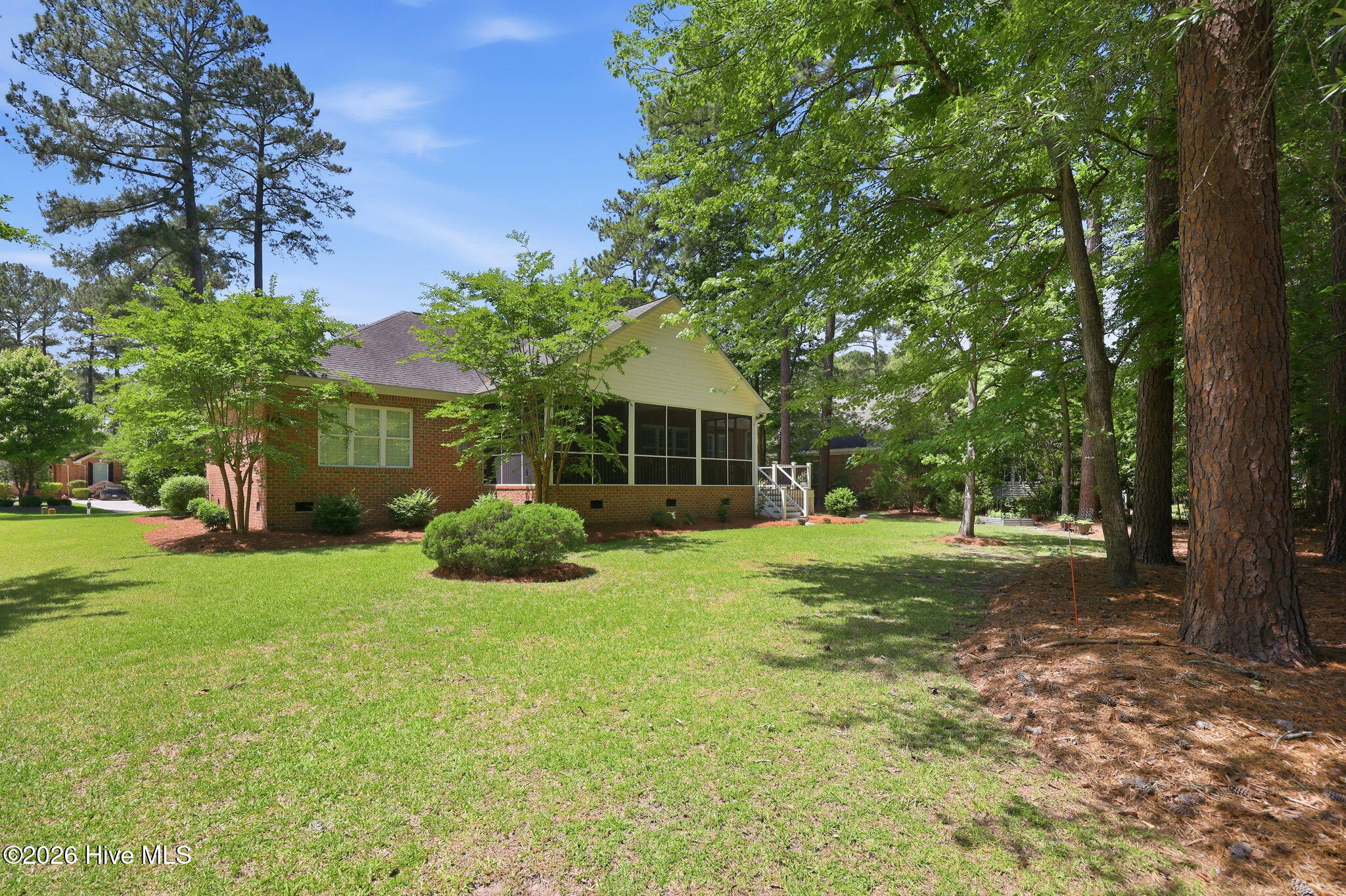main property photo 45