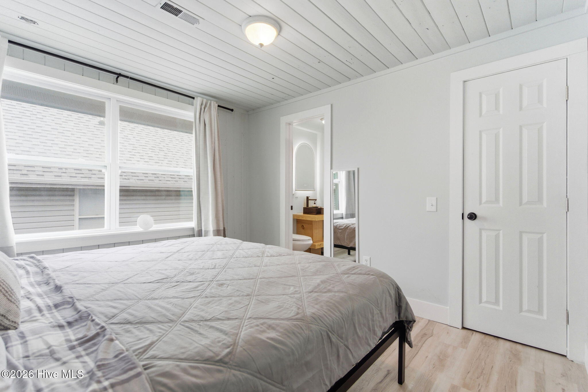 main property photo 109
