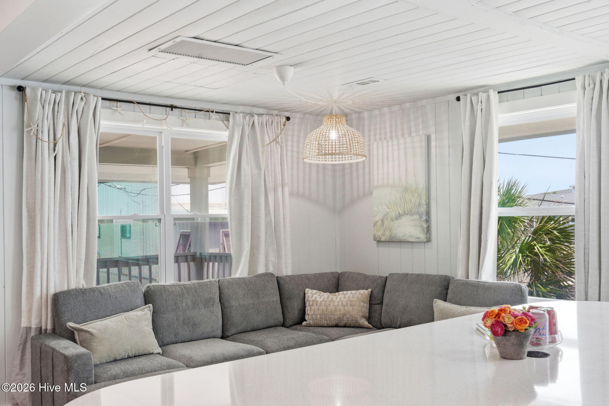 main property photo 200