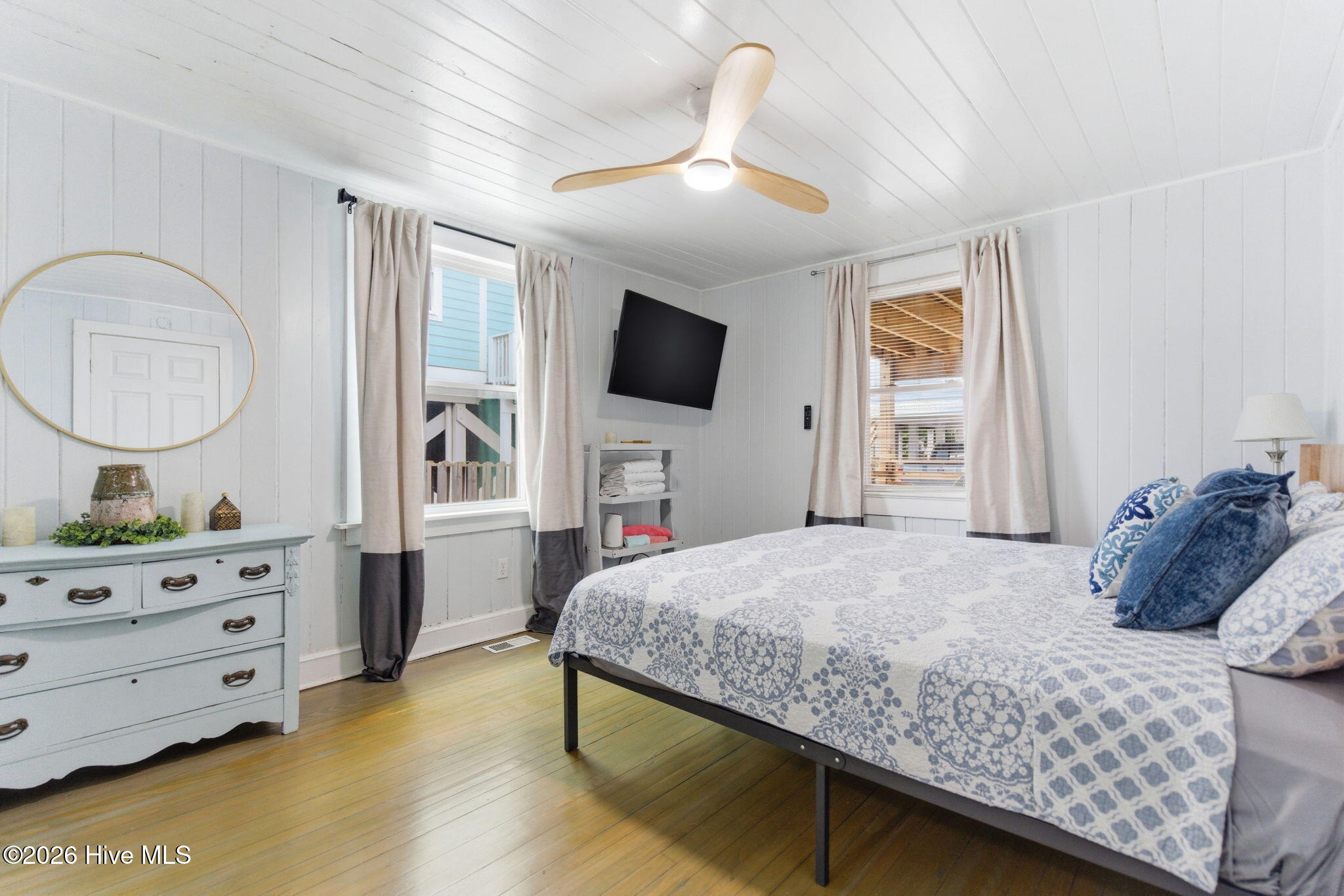 main property photo 57