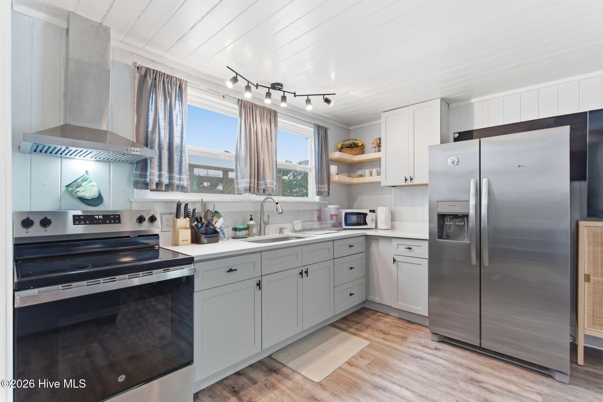 main property photo 61