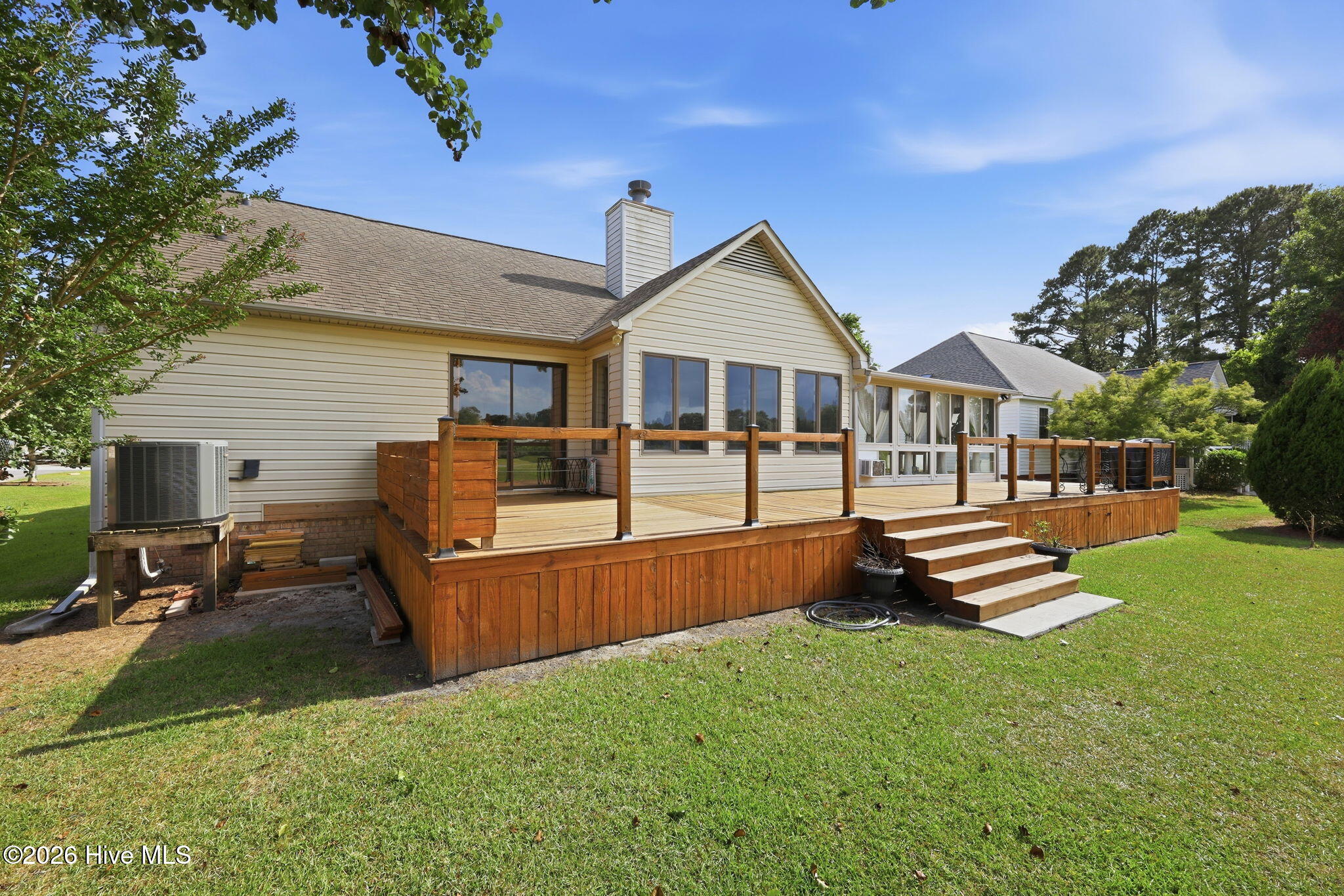 main property photo 31