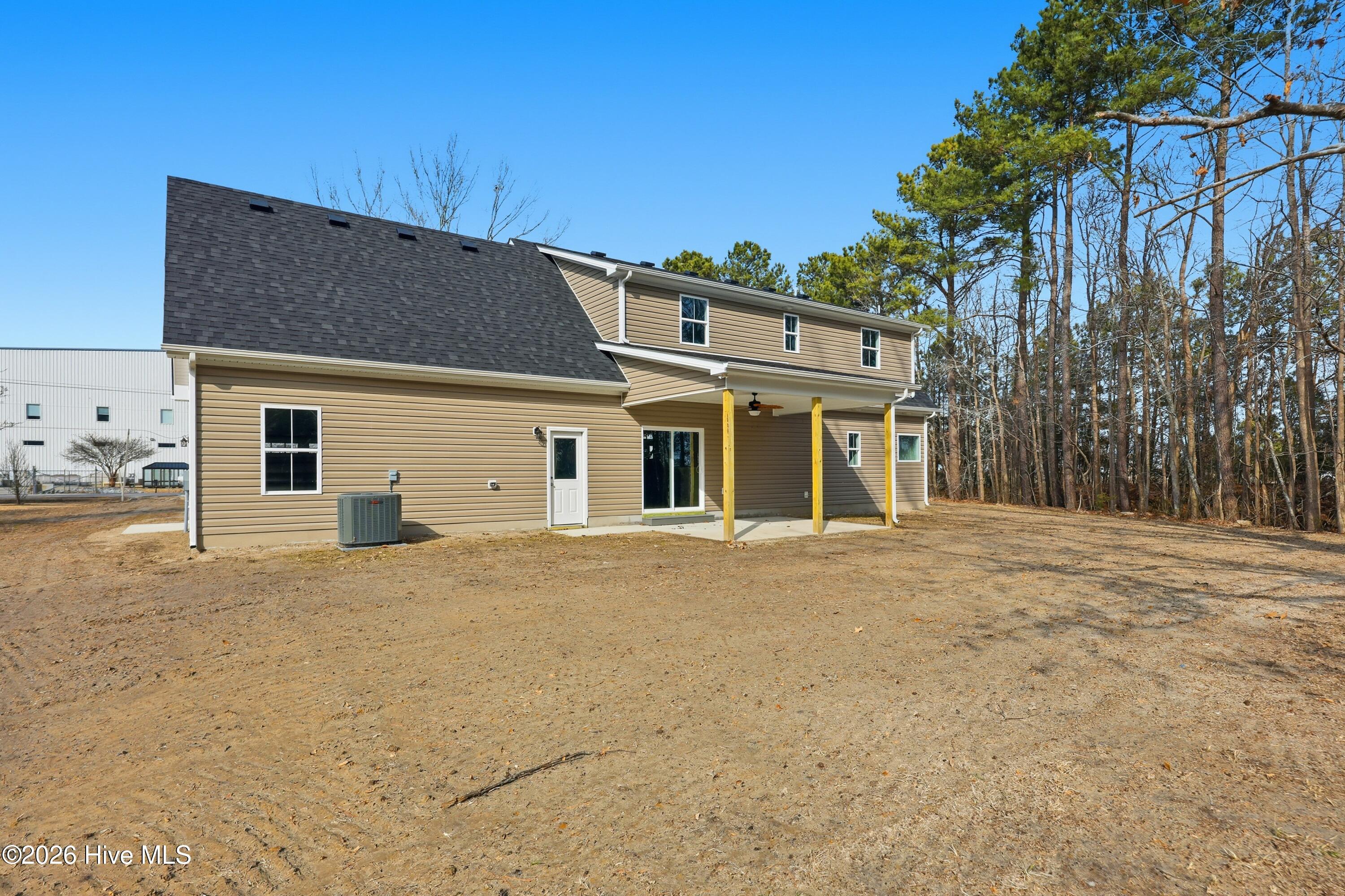 main property photo 9