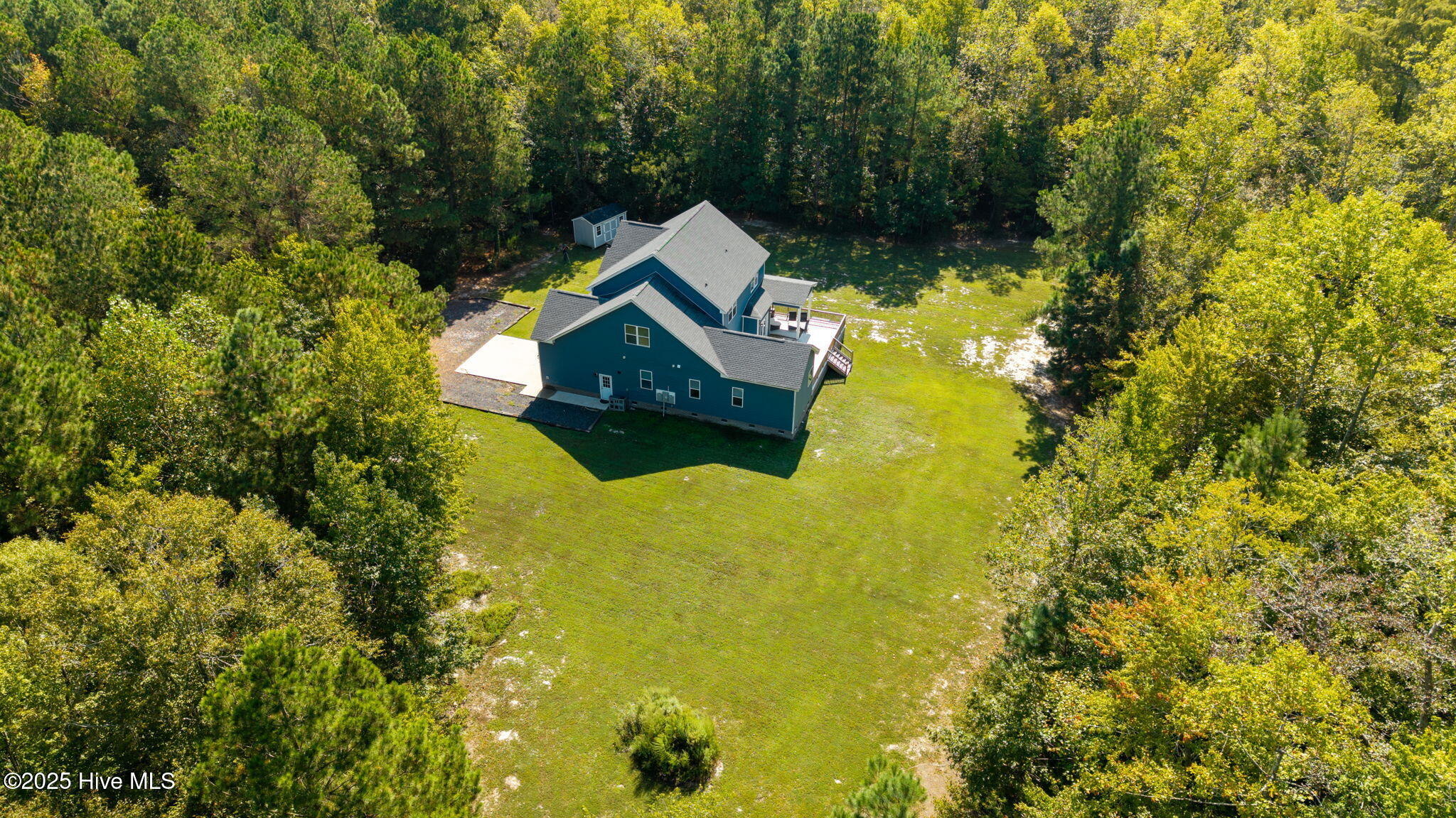 main property photo 41