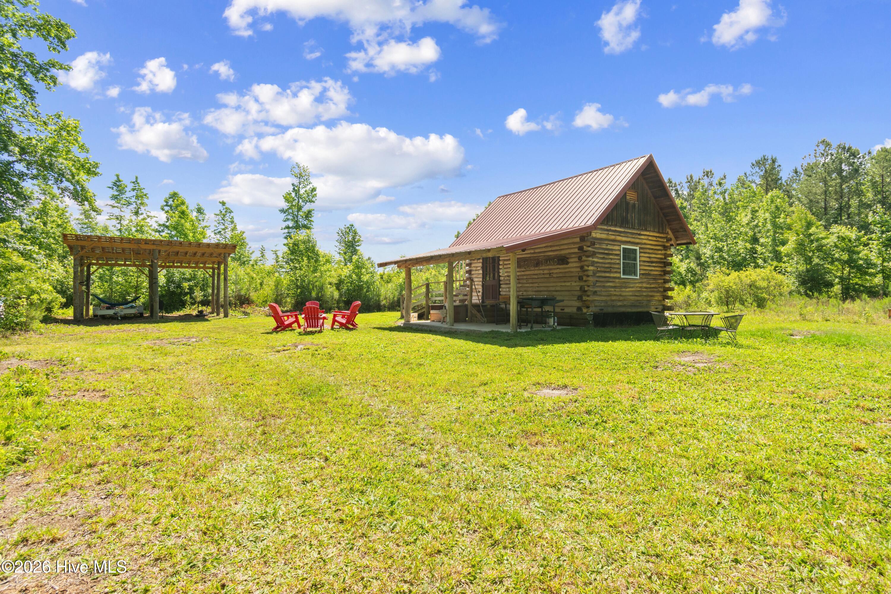 main property photo 4