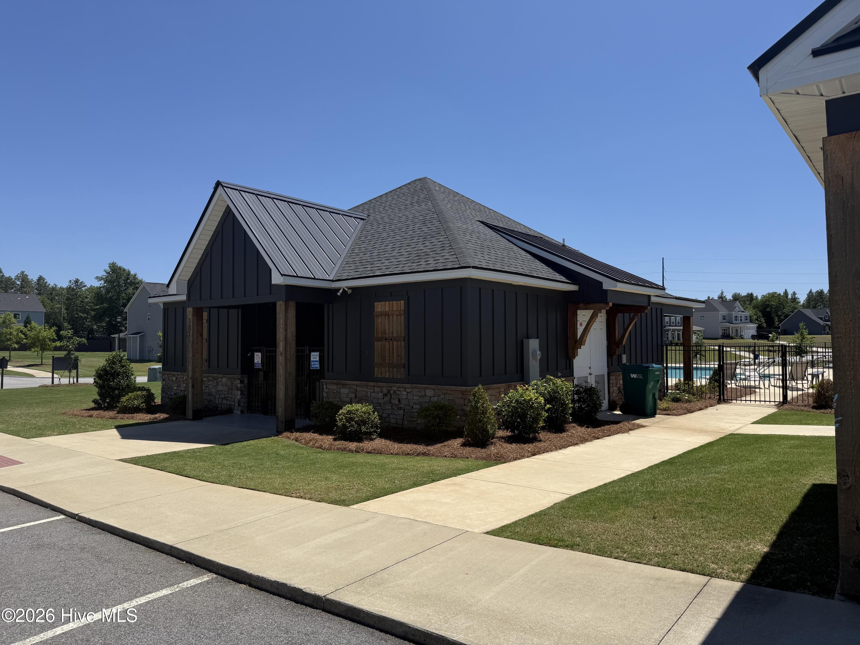 main property photo 49