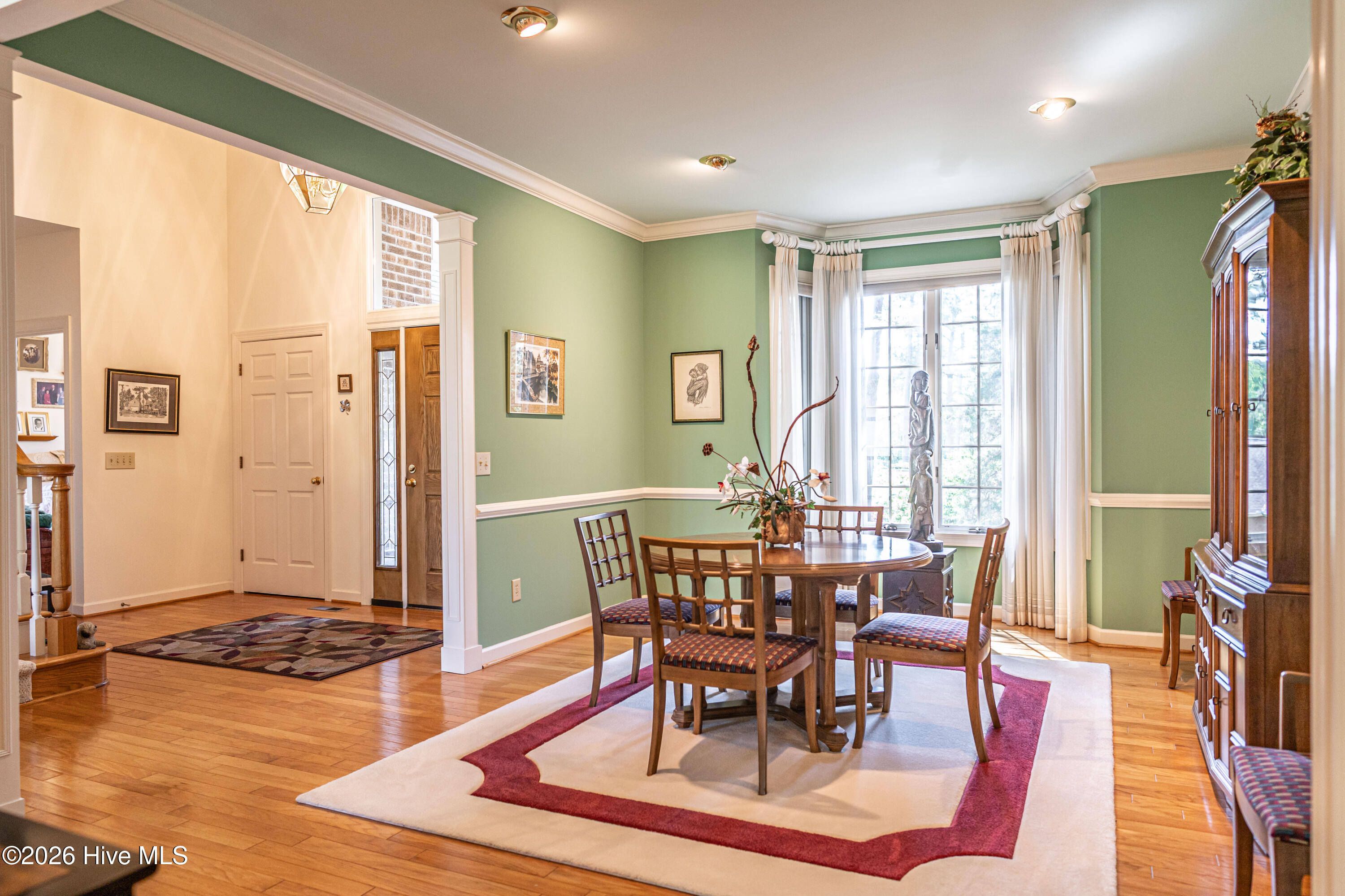main property photo 5