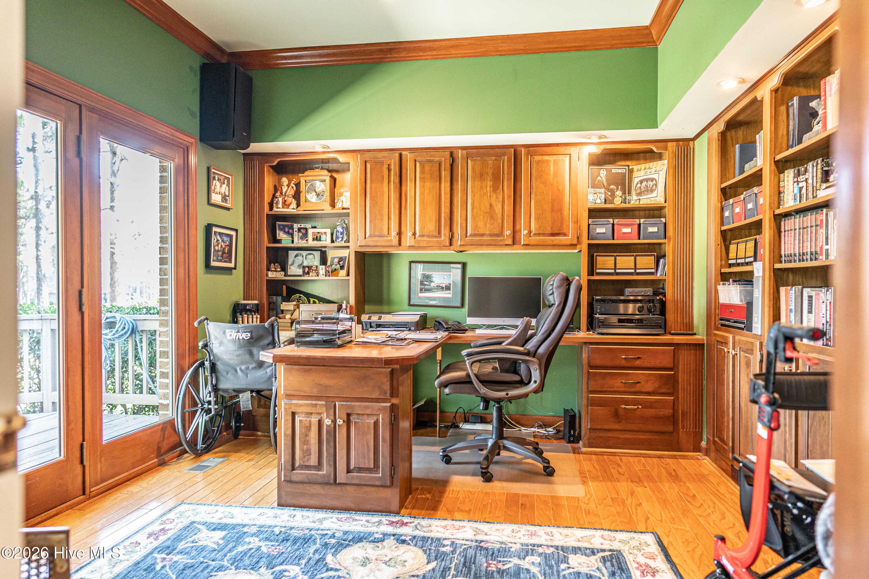 main property photo 9