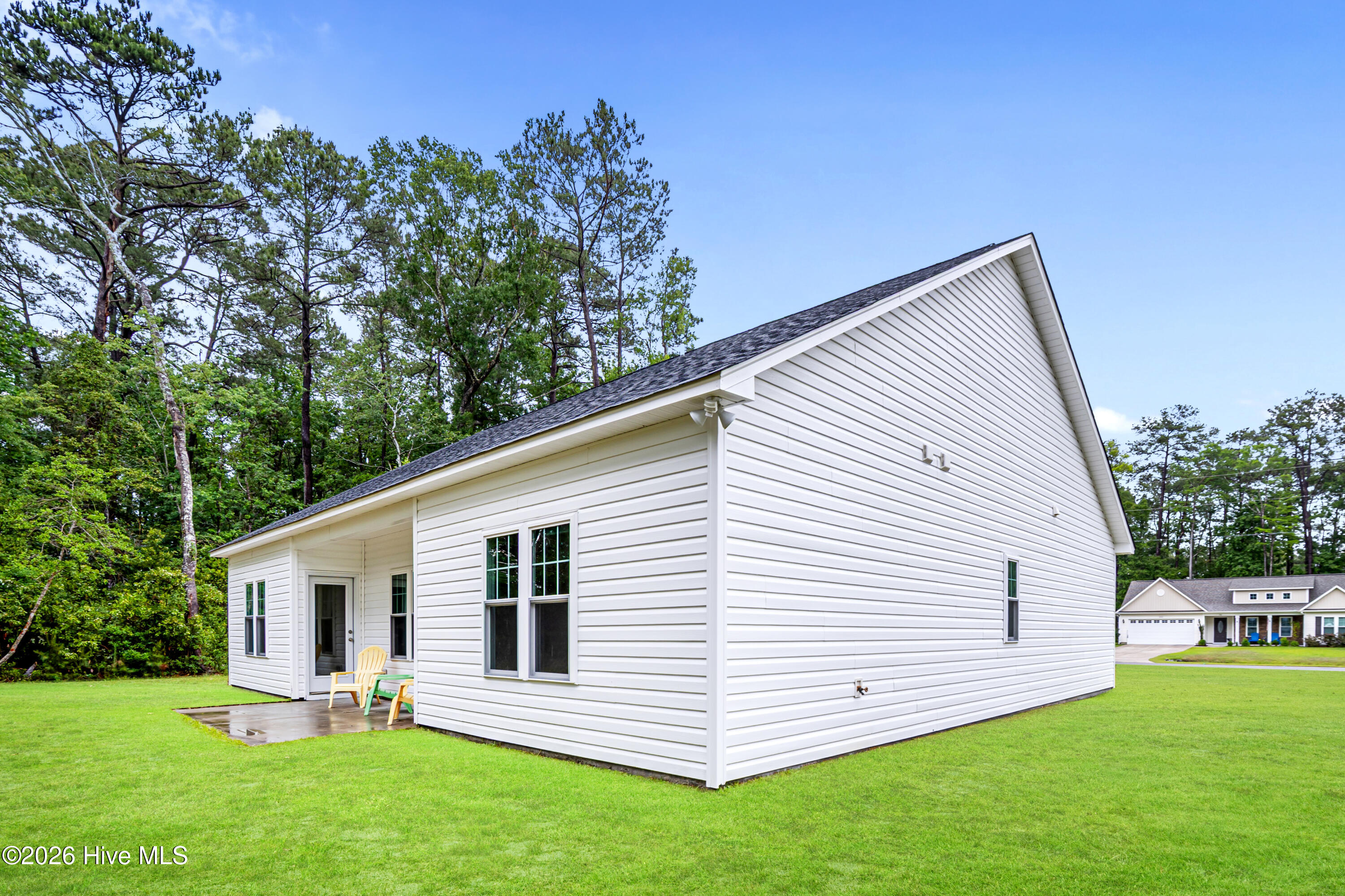 main property photo 29