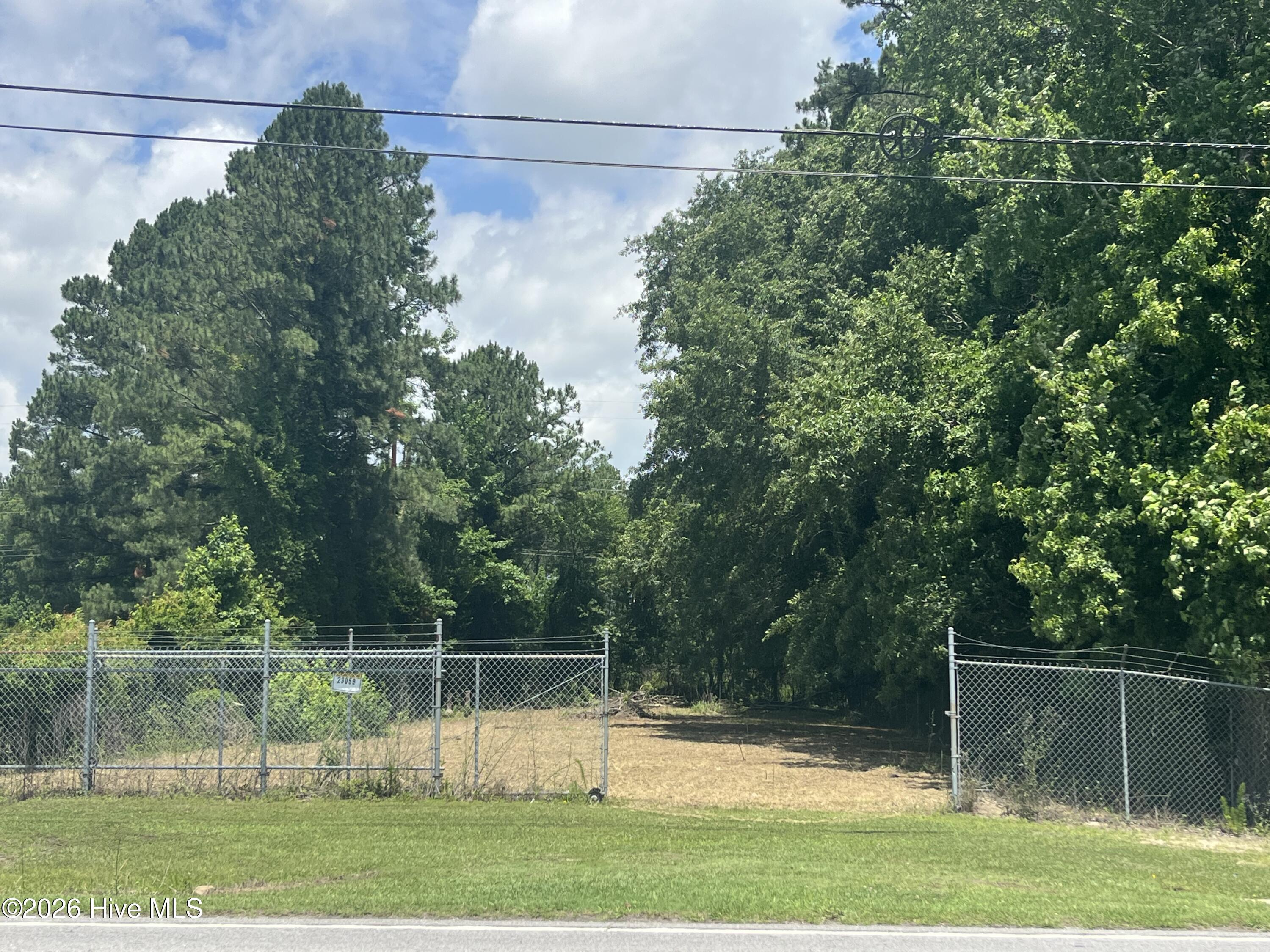main property photo 16