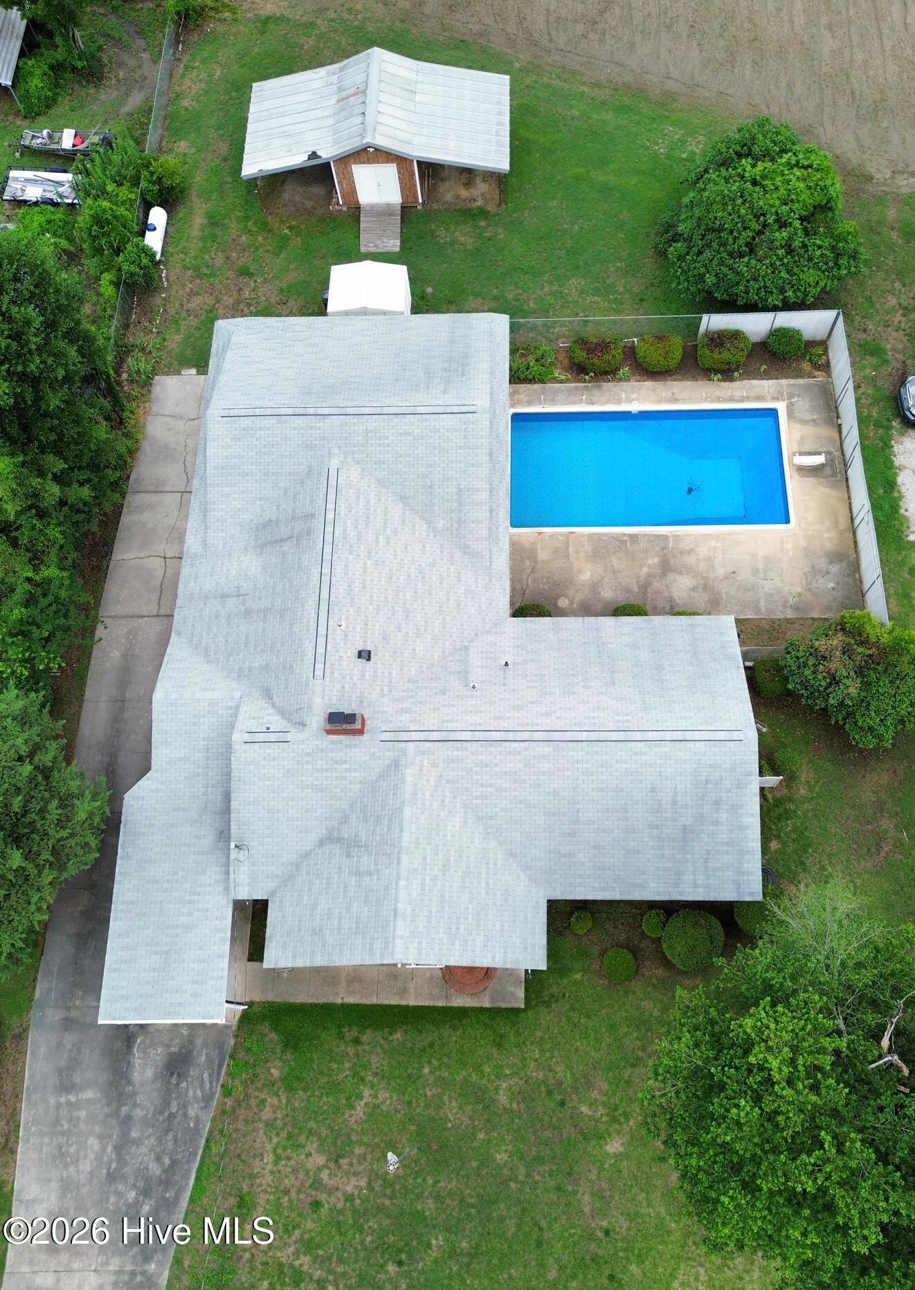 main property photo 50