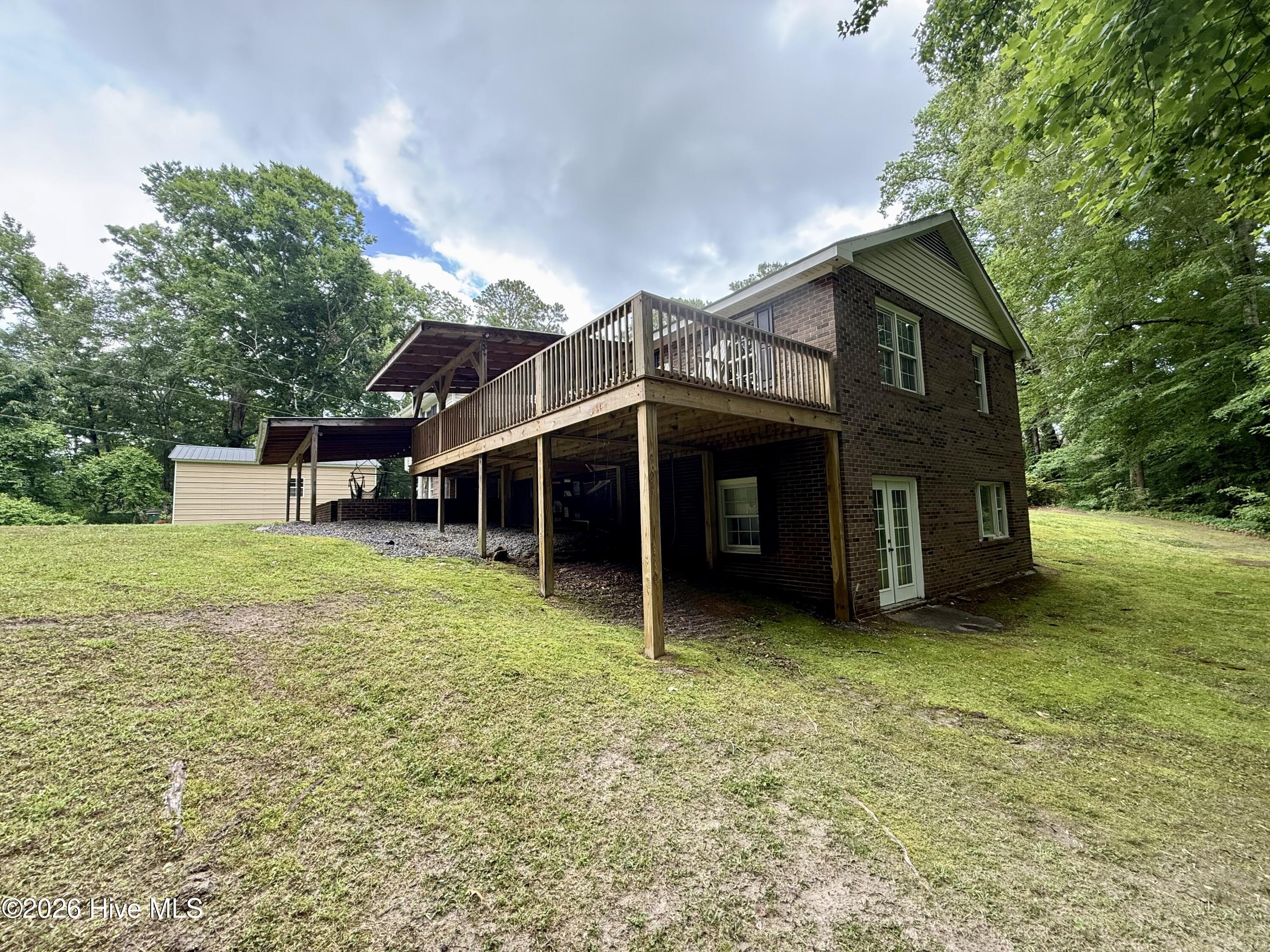 main property photo 12