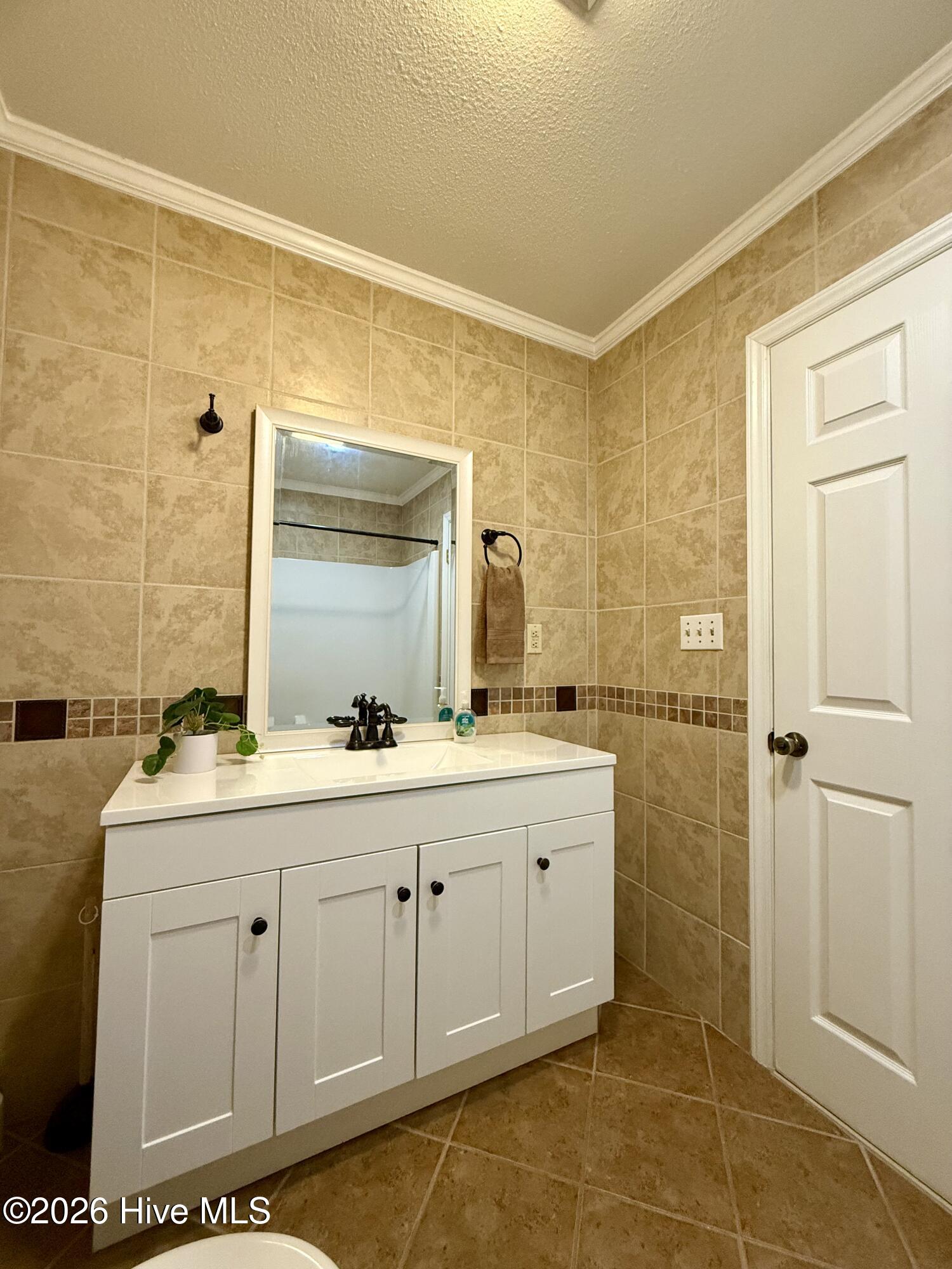 main property photo 85