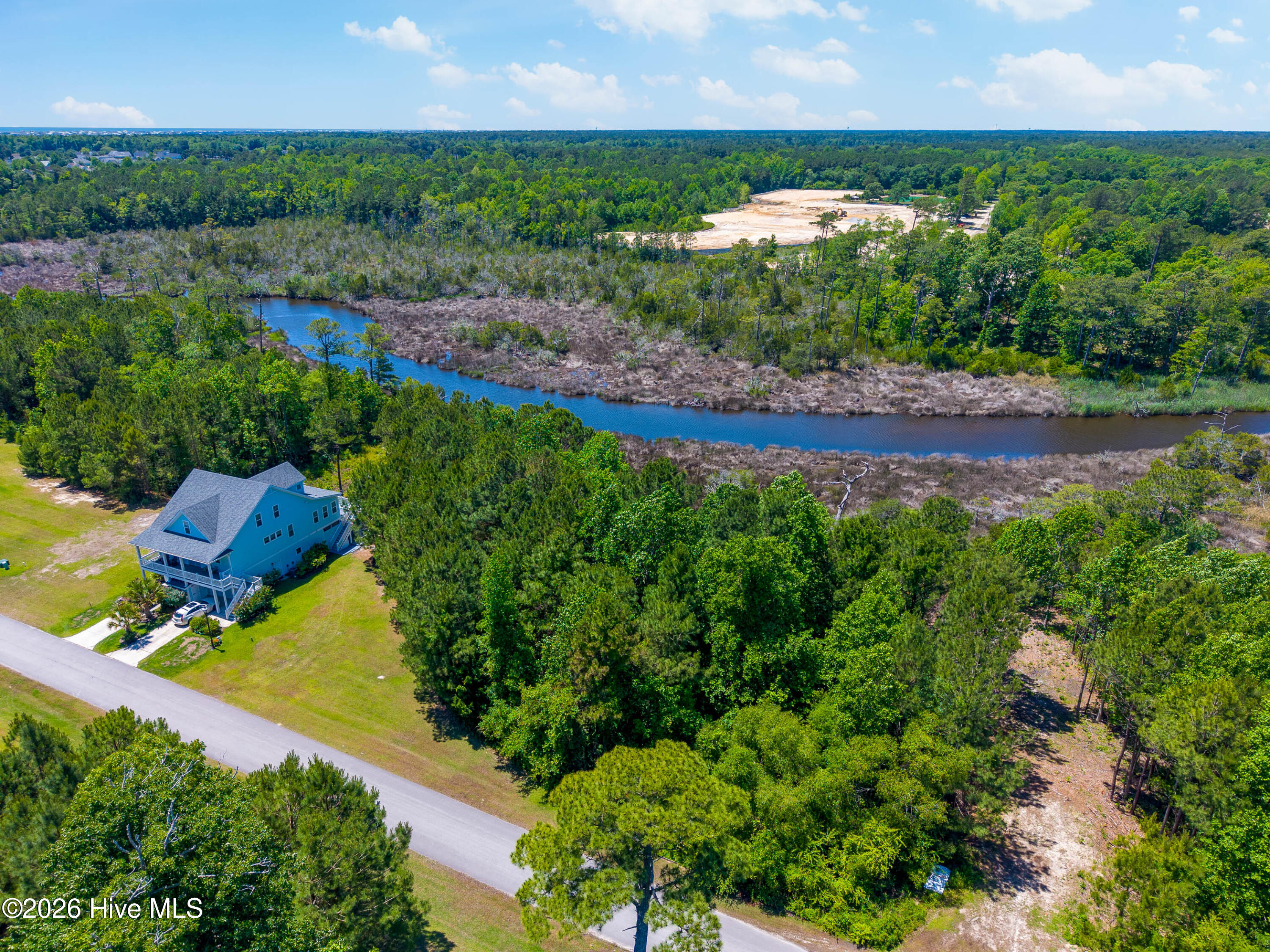 main property photo 6
