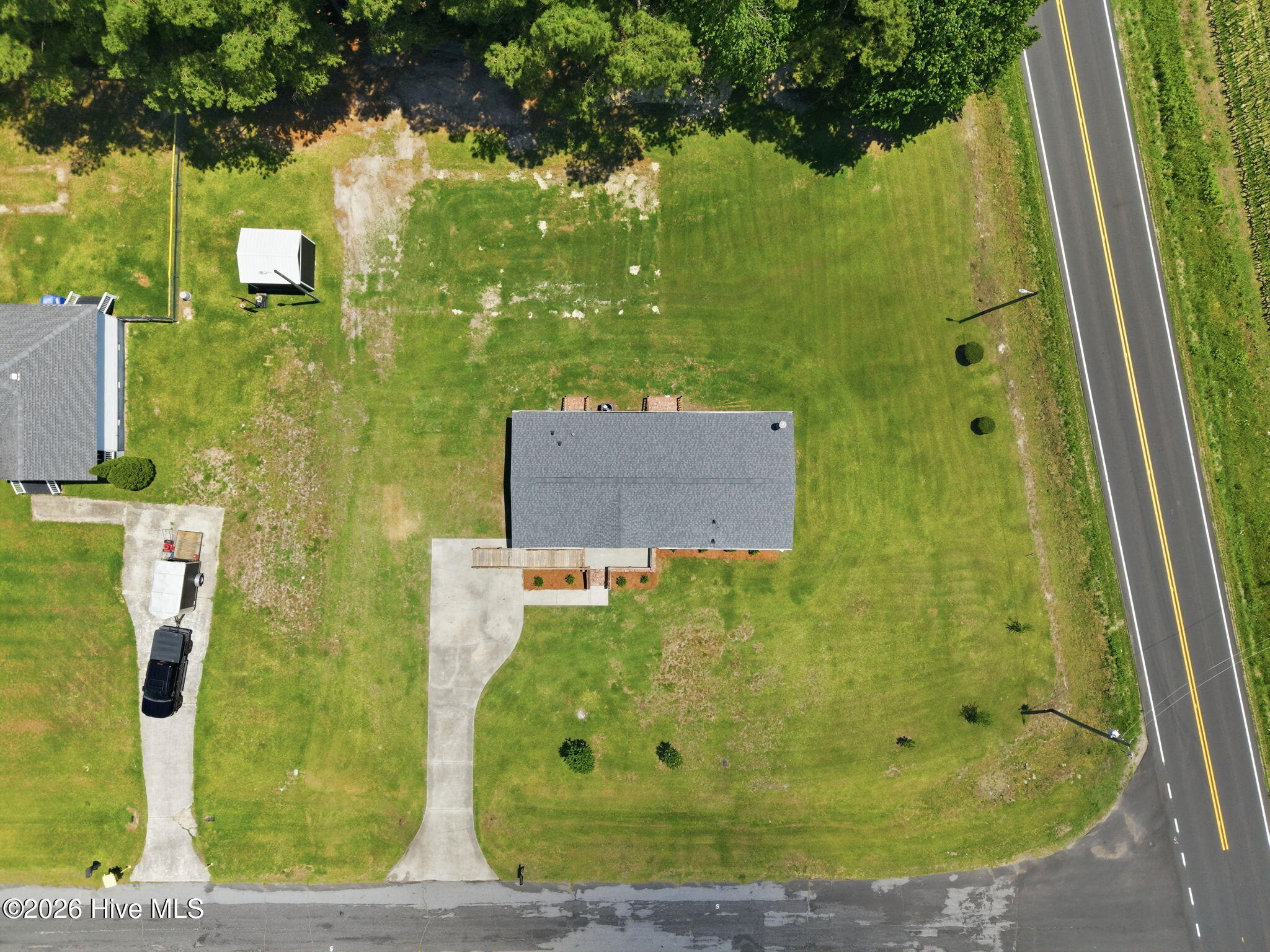 main property photo 39