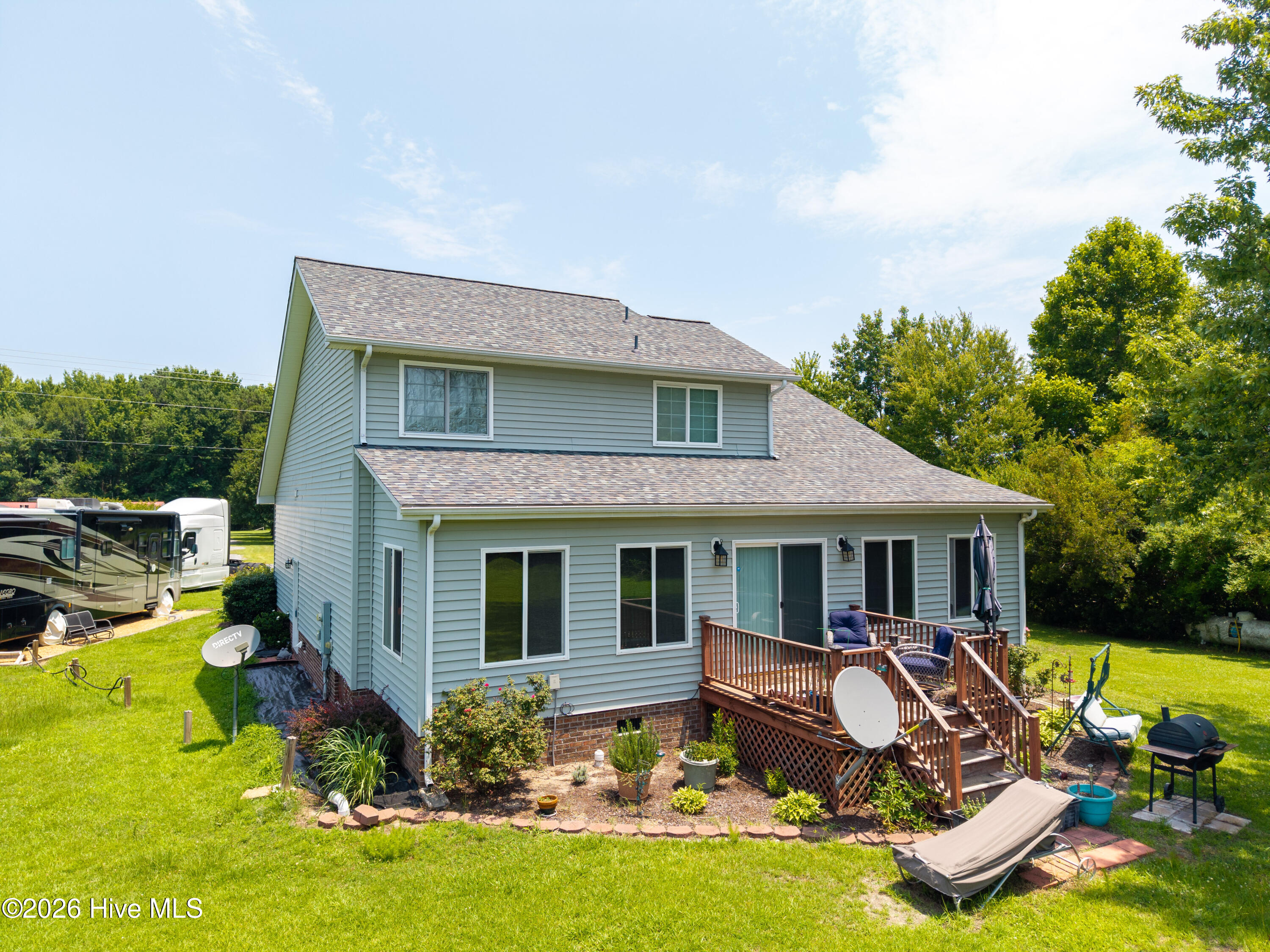 main property photo 27